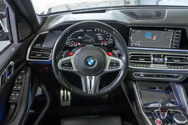 BMW X5 M view 21