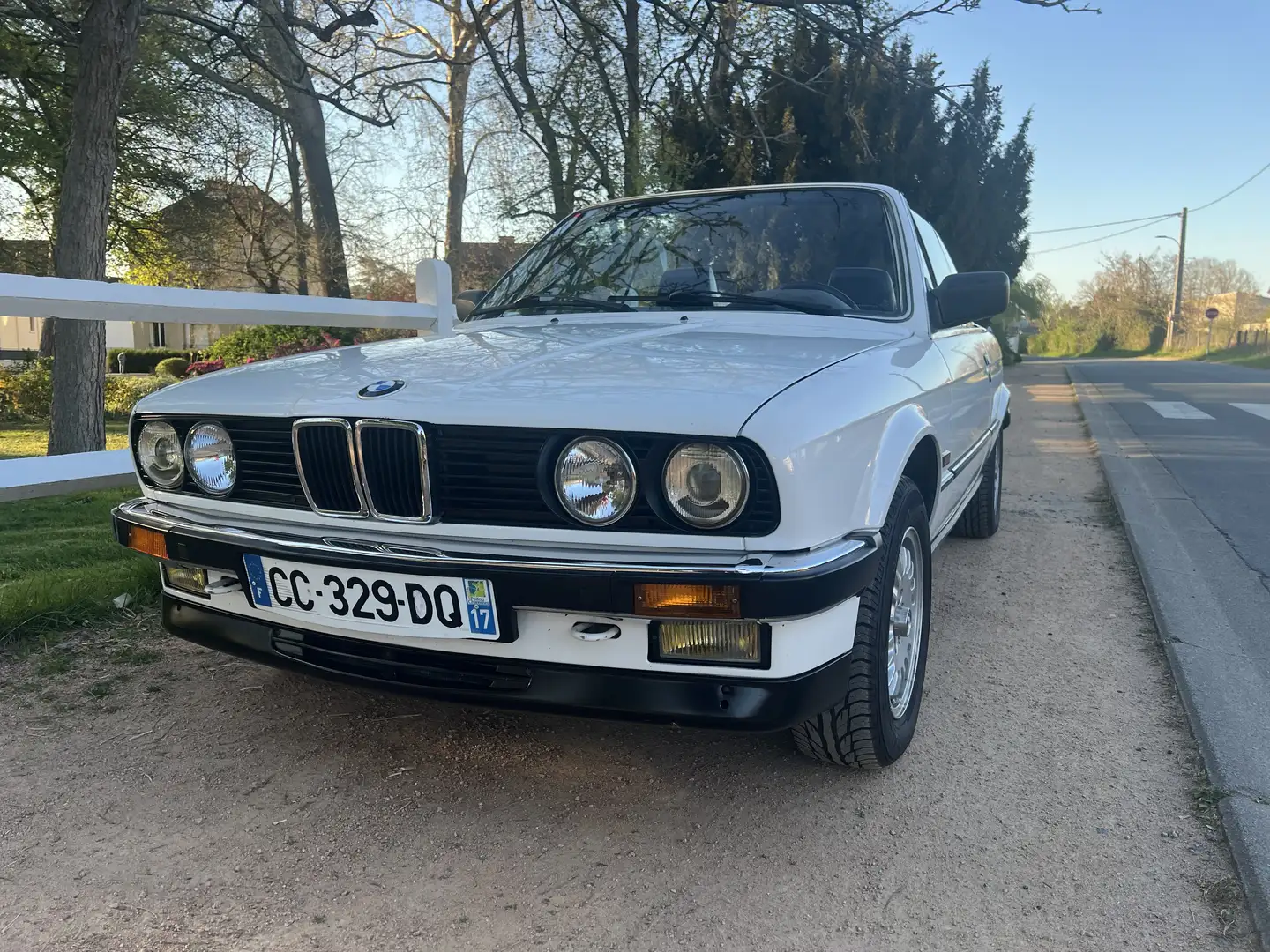 BMW 325 325i - 2
