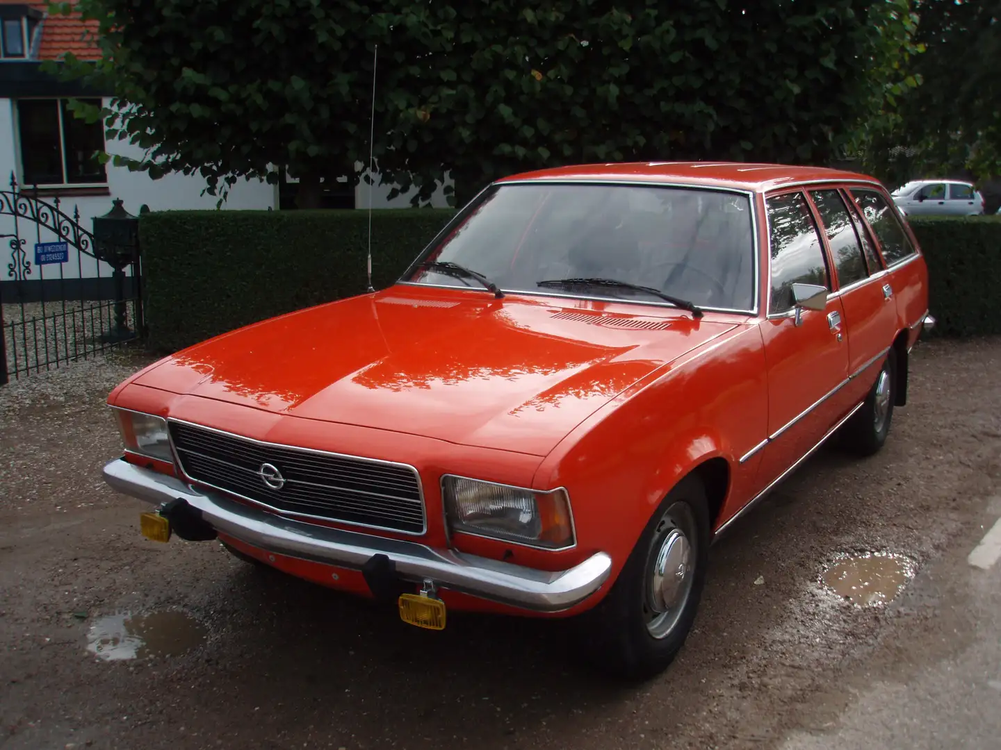 Opel Rekord 1900 Caravan **KEIHARDE IMPORT NOORD-ZWEDEN**UNIEK Orange - 1