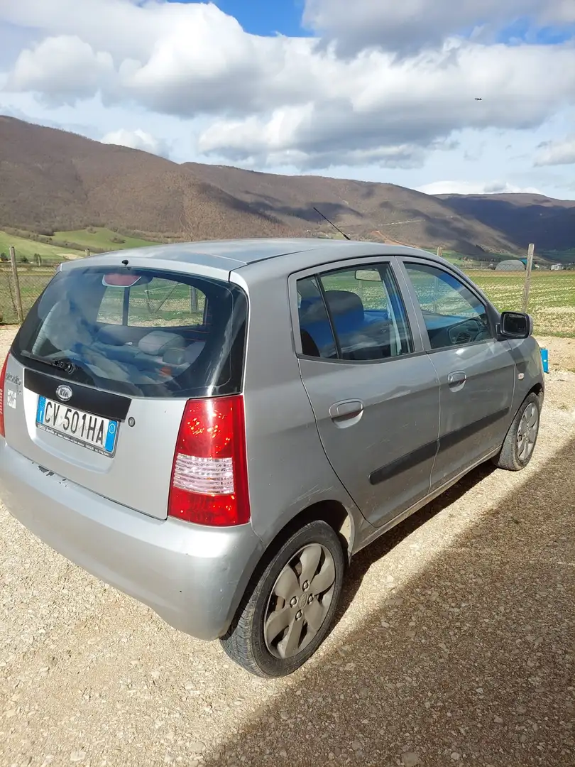 Kia Picanto 1.1 LX Light - 1