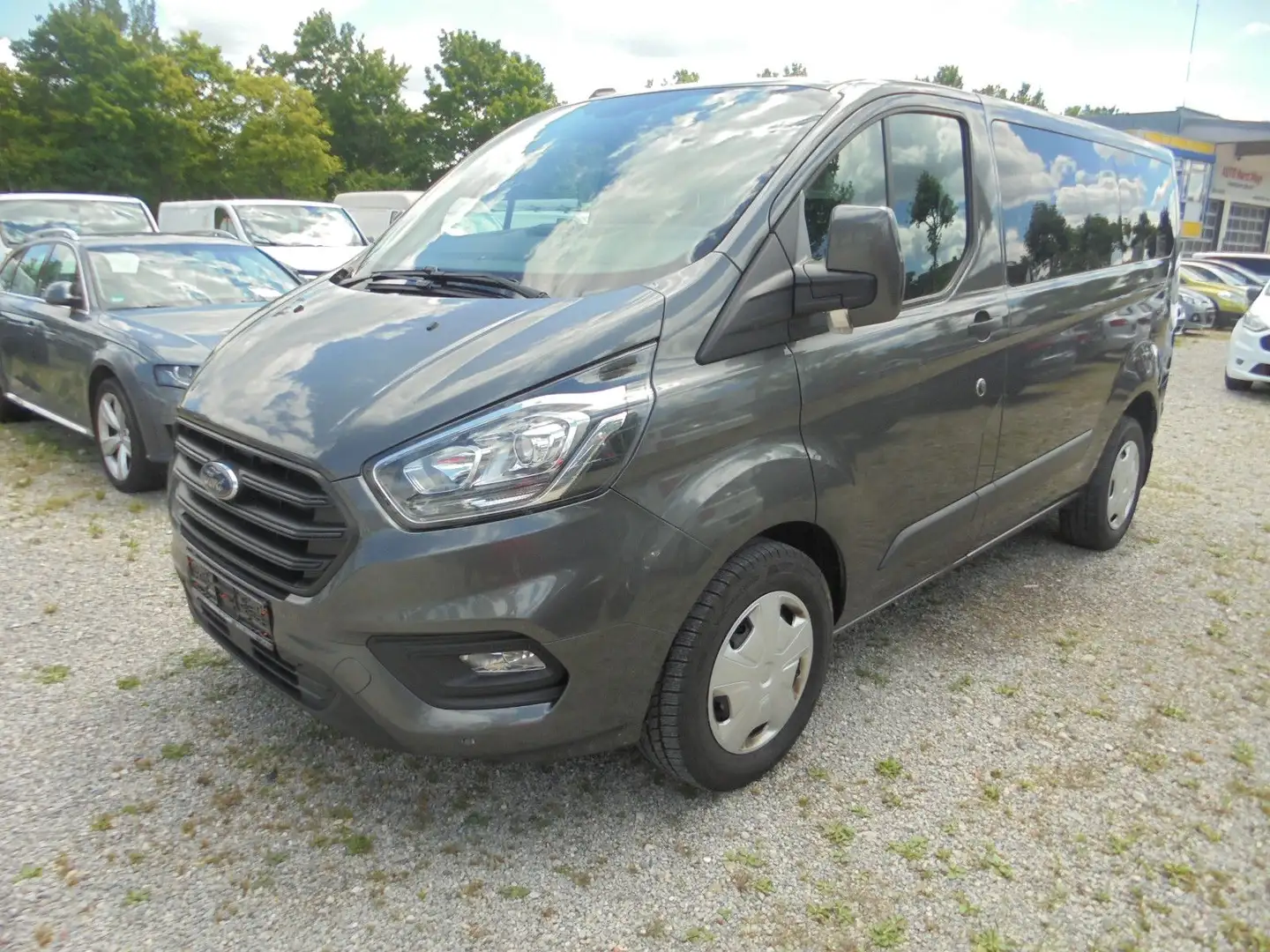 Ford Transit Custom L1 Trend Aut.~8 Sitzer ~ Gepfleg Grau - 1