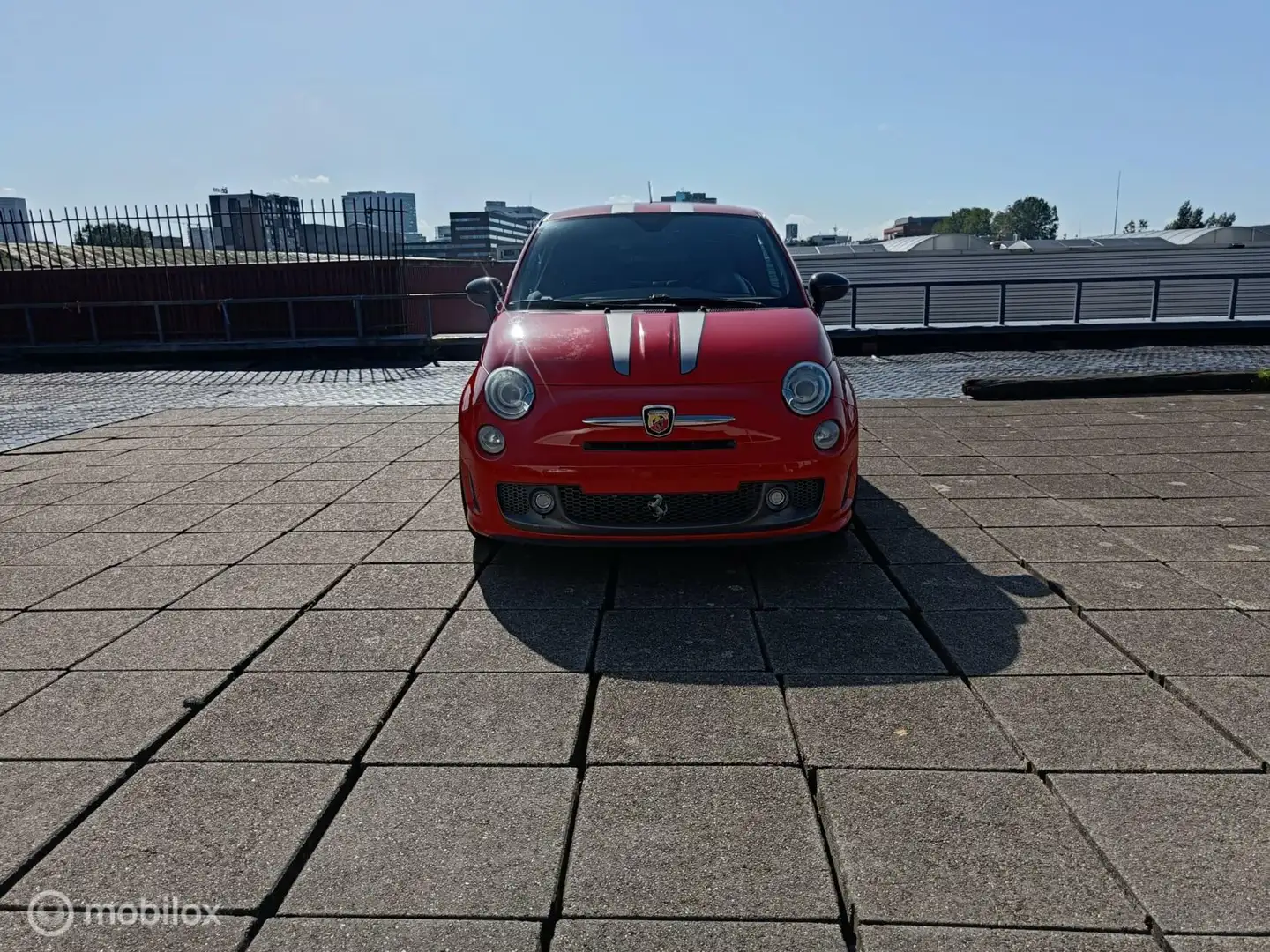 Abarth 695 Tributo Ferrari Rojo - 1