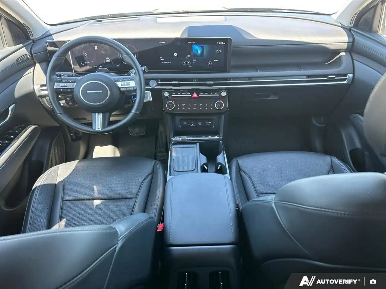 Hyundai TUCSON снимка Hyundai TUCSON
