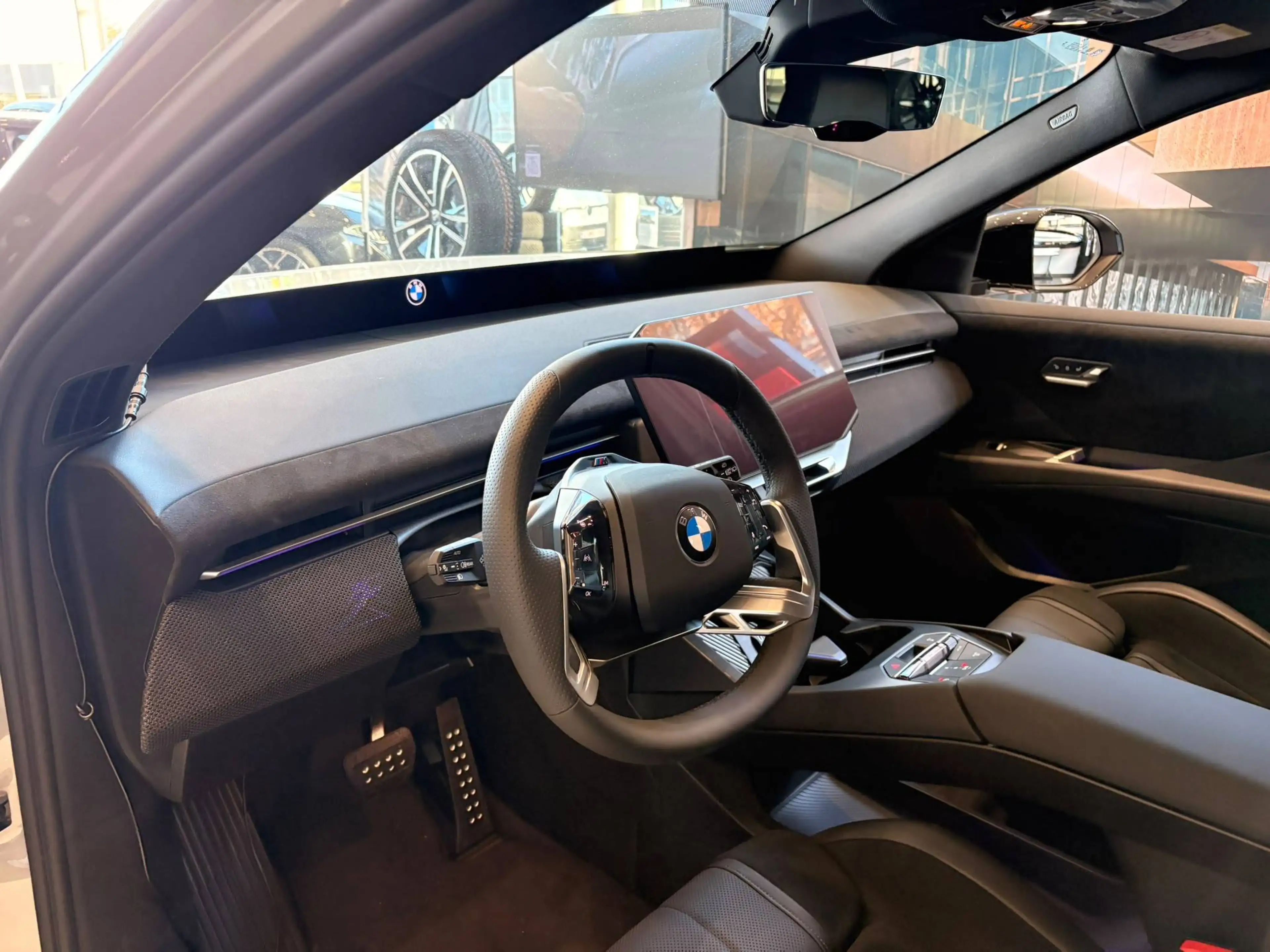 BMW iX3 iX3 113.4 kWh 50 xDrive — photo 9
