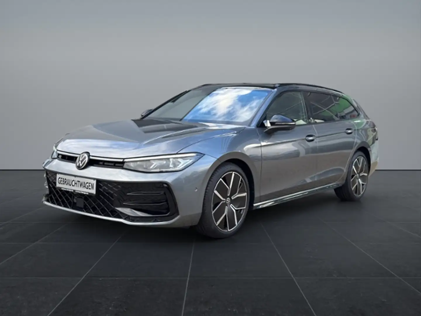 Volkswagen Passat Variant 2.0TDI 4M R-Line "Signature" AHK/Pano/StHz Grau - 2