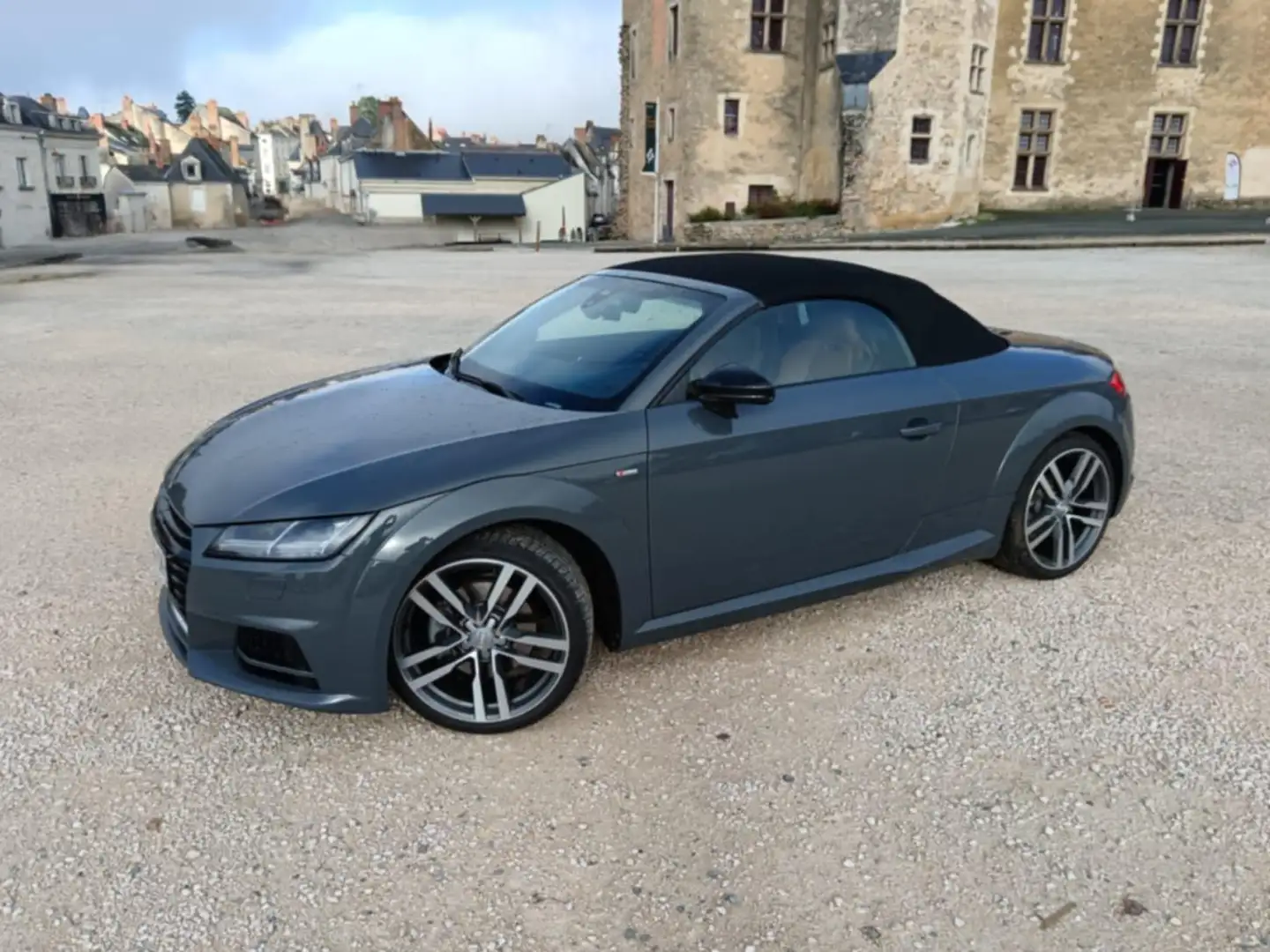 Audi TT 1.8T TFSi Gris - 2