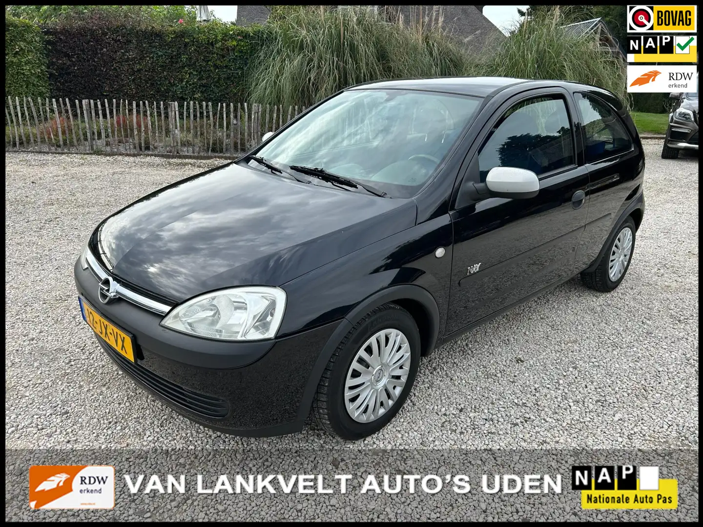 Opel Corsa 1.2-16V Njoy Zwart - 1