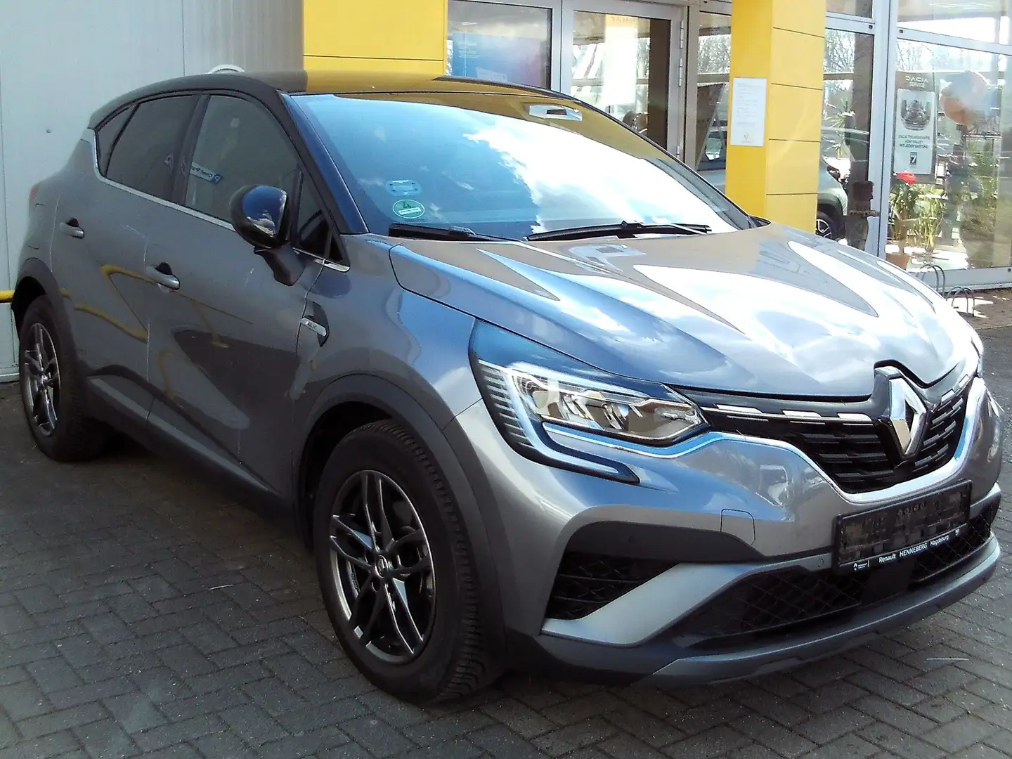Renault Captur E-TECH PLUG-in 160 R.S. LINE Grau - 2