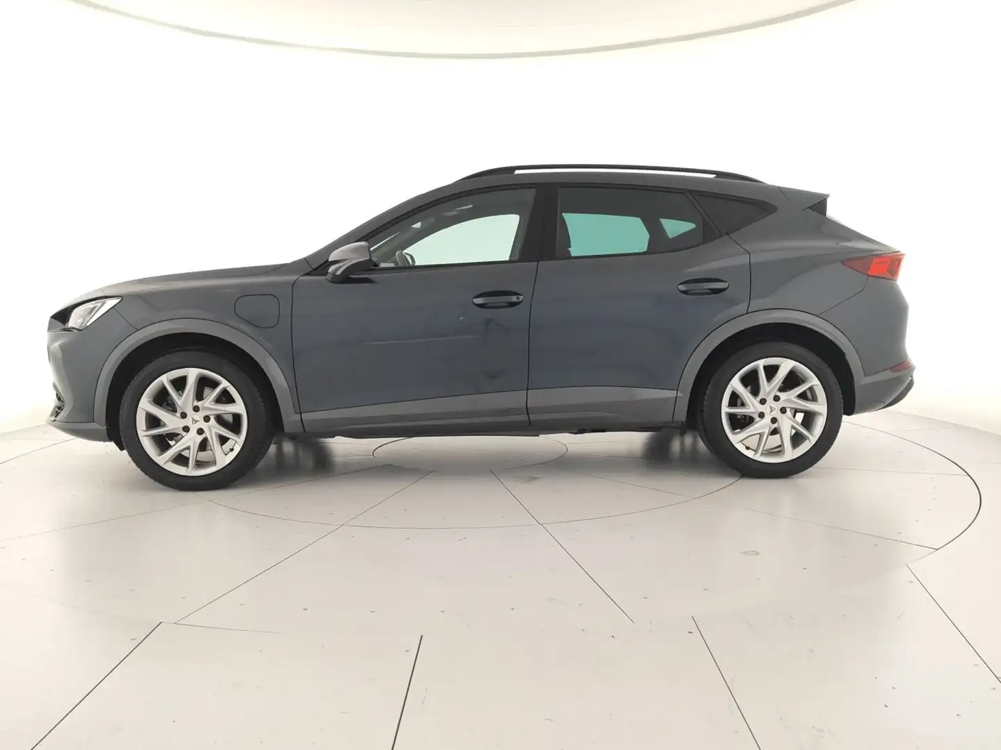CUPRA Formentor 1.4 e-hybrid 204cv priority dsg Gris - 2