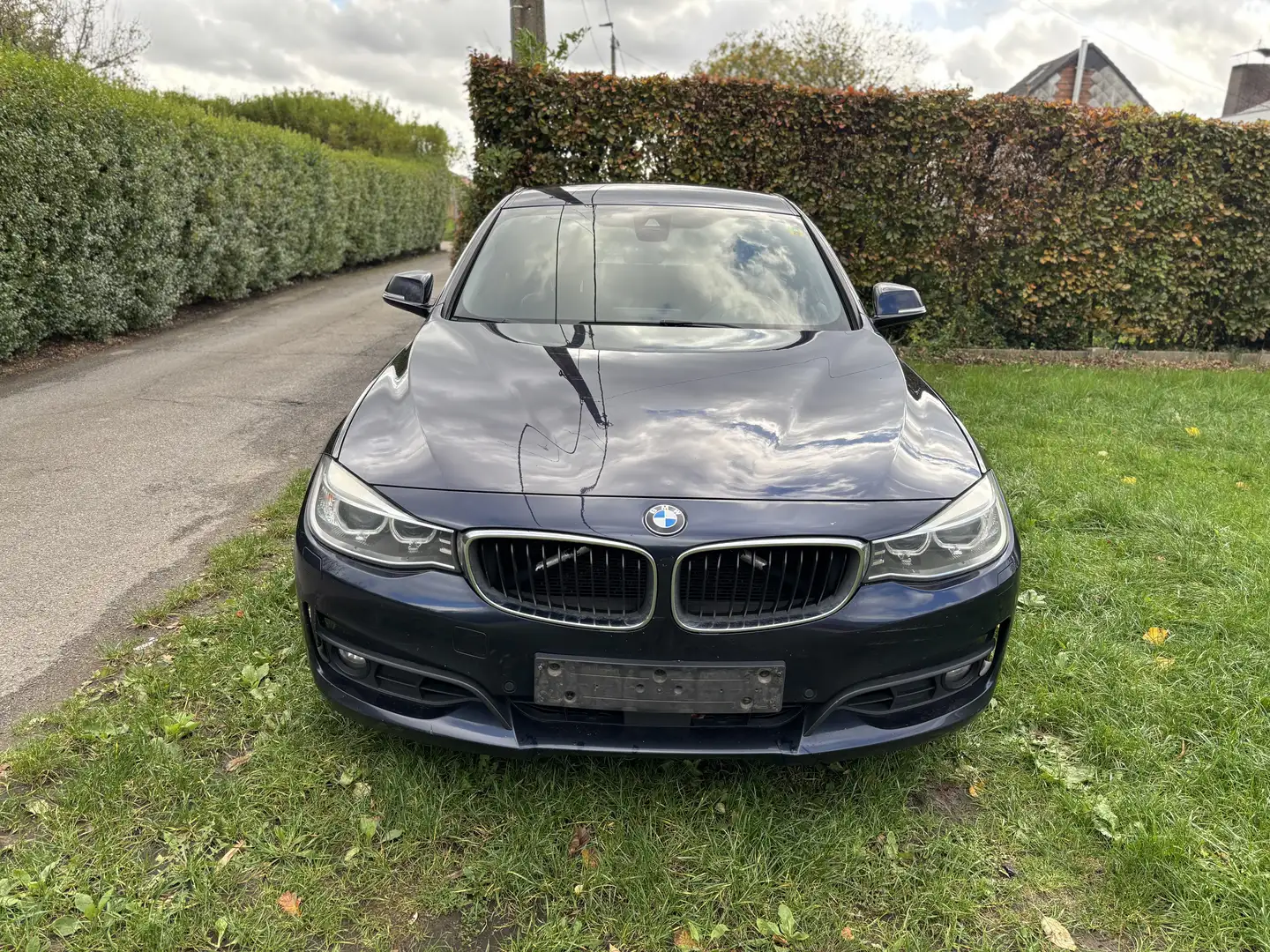 BMW 320 320i GT Luxury Line - 2