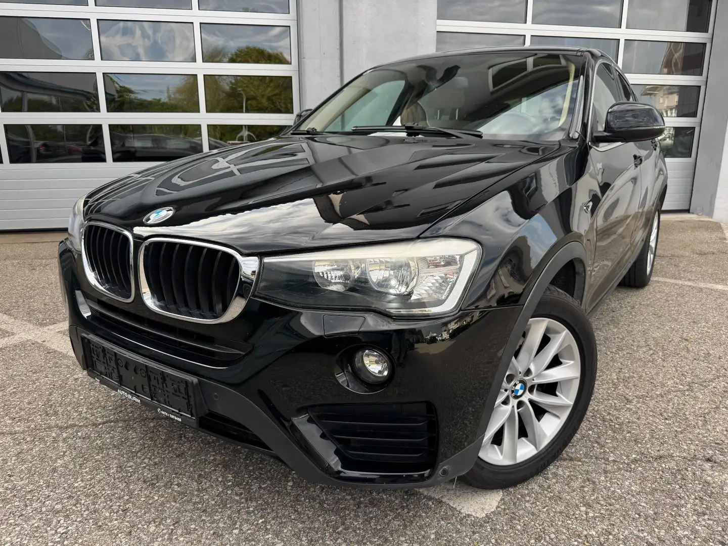 BMW X4 xDrive 20d/Schaltgetriebe/Erstbesitz/Navi/Xenon Schwarz - 1