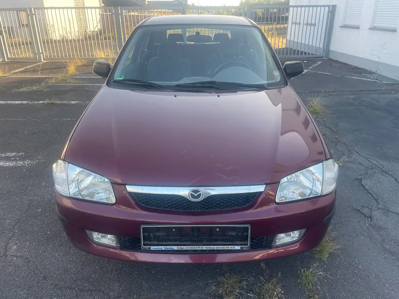 Mazda 323 F 1.5 Exclusive*Klima*Tüv 7/2028*, foto 2