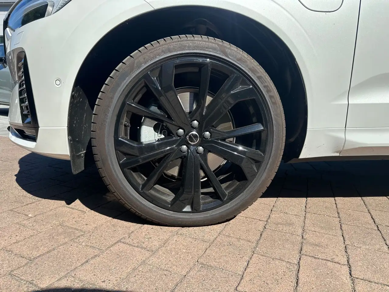 Volvo XC60 2025