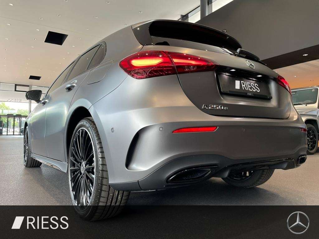 Mercedes-Benz A 250