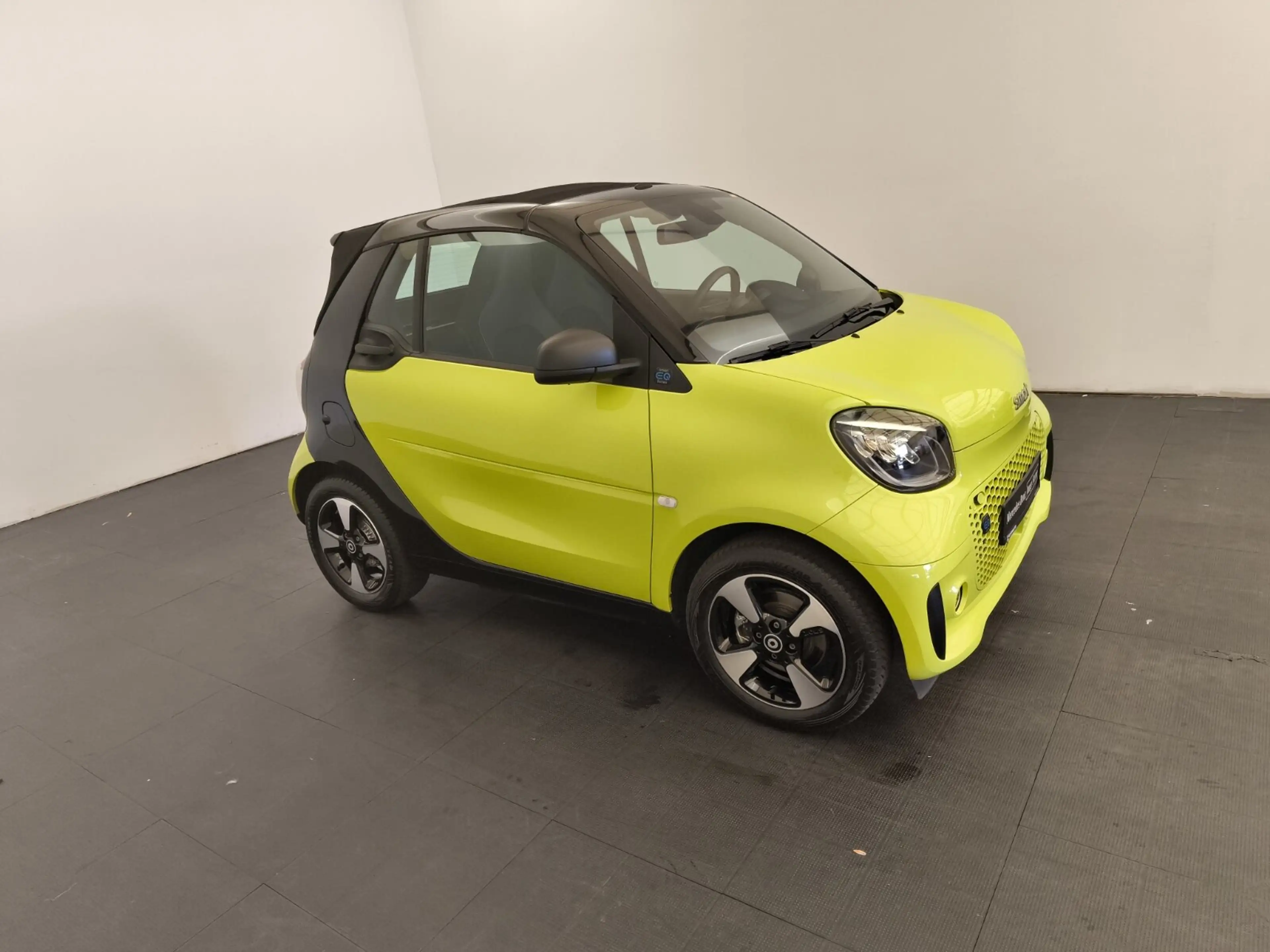 smart forTwo EQ passion Navi Voll LED Cool & Audio SHZ RüKam Klima/Park-Assist./Sitzhzg./BC/Tempomat/L-R Sensor/eFH./NSW — photo 5