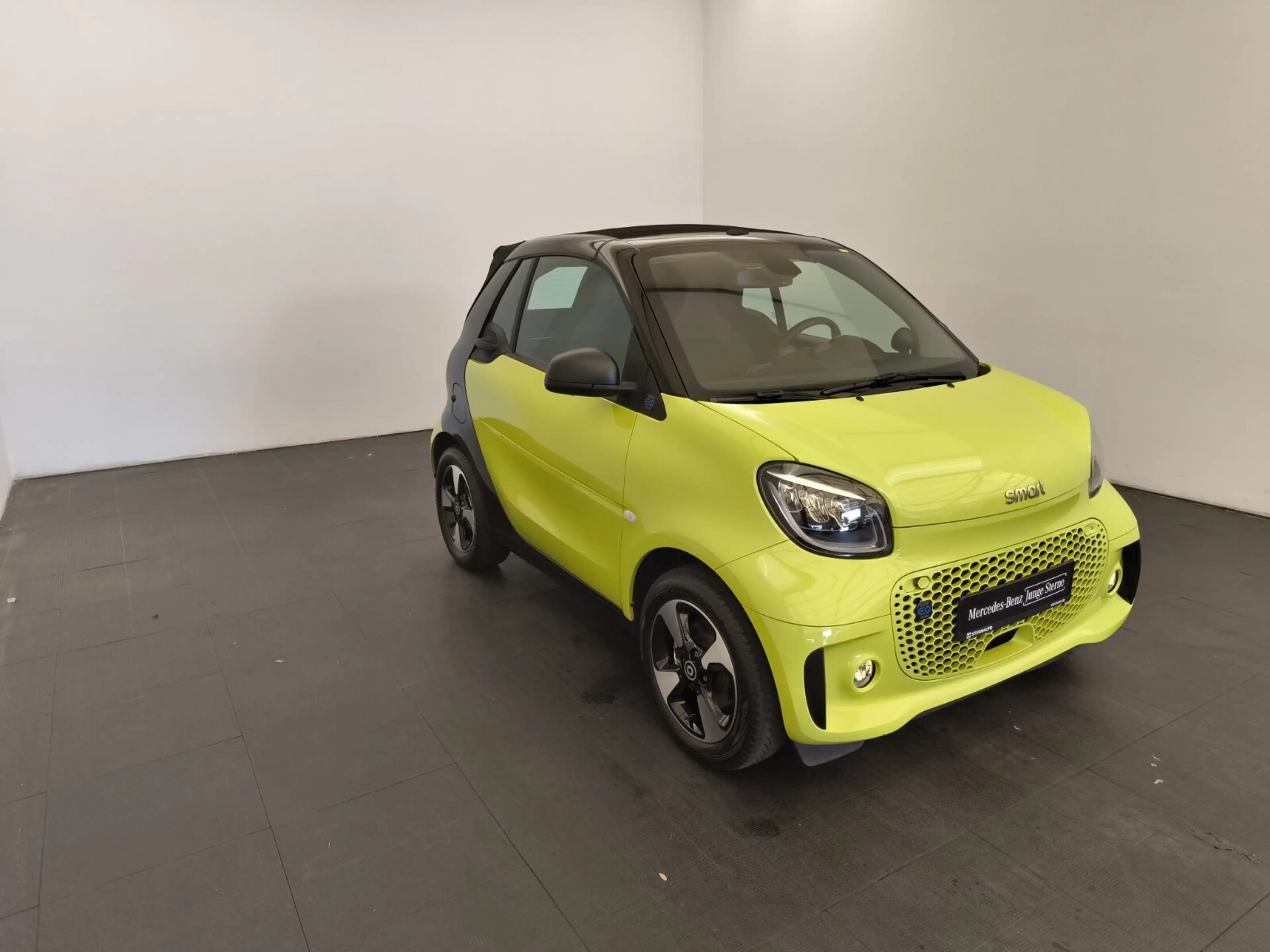 smart forTwo EQ passion Navi Voll LED Cool & Audio SHZ RüKam Klima/Park-Assist./Sitzhzg./BC/Tempomat/L-R Sensor/eFH./NSW — photo 3