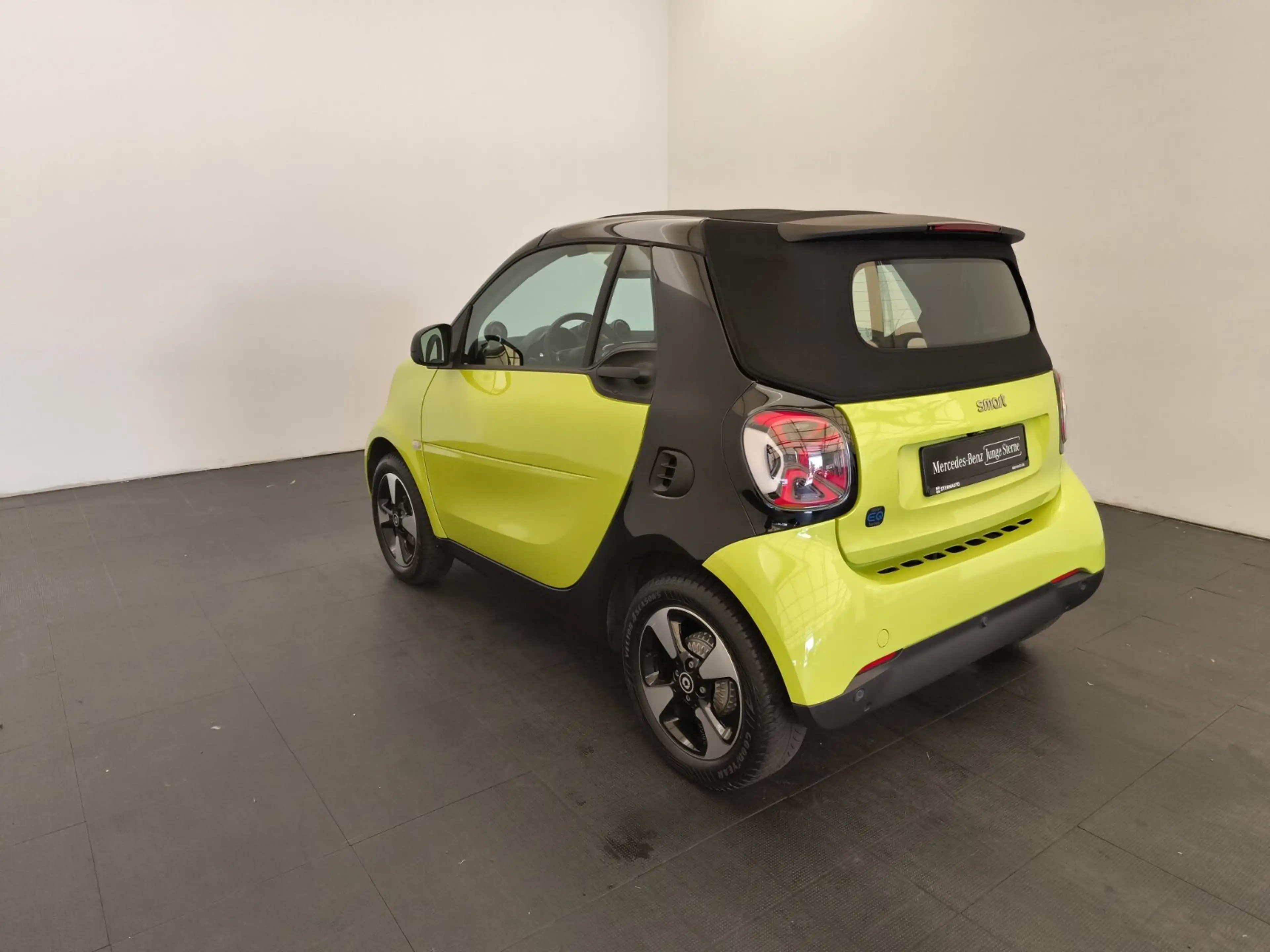 smart forTwo EQ passion Navi Voll LED Cool & Audio SHZ RüKam Klima/Park-Assist./Sitzhzg./BC/Tempomat/L-R Sensor/eFH./NSW — photo 8