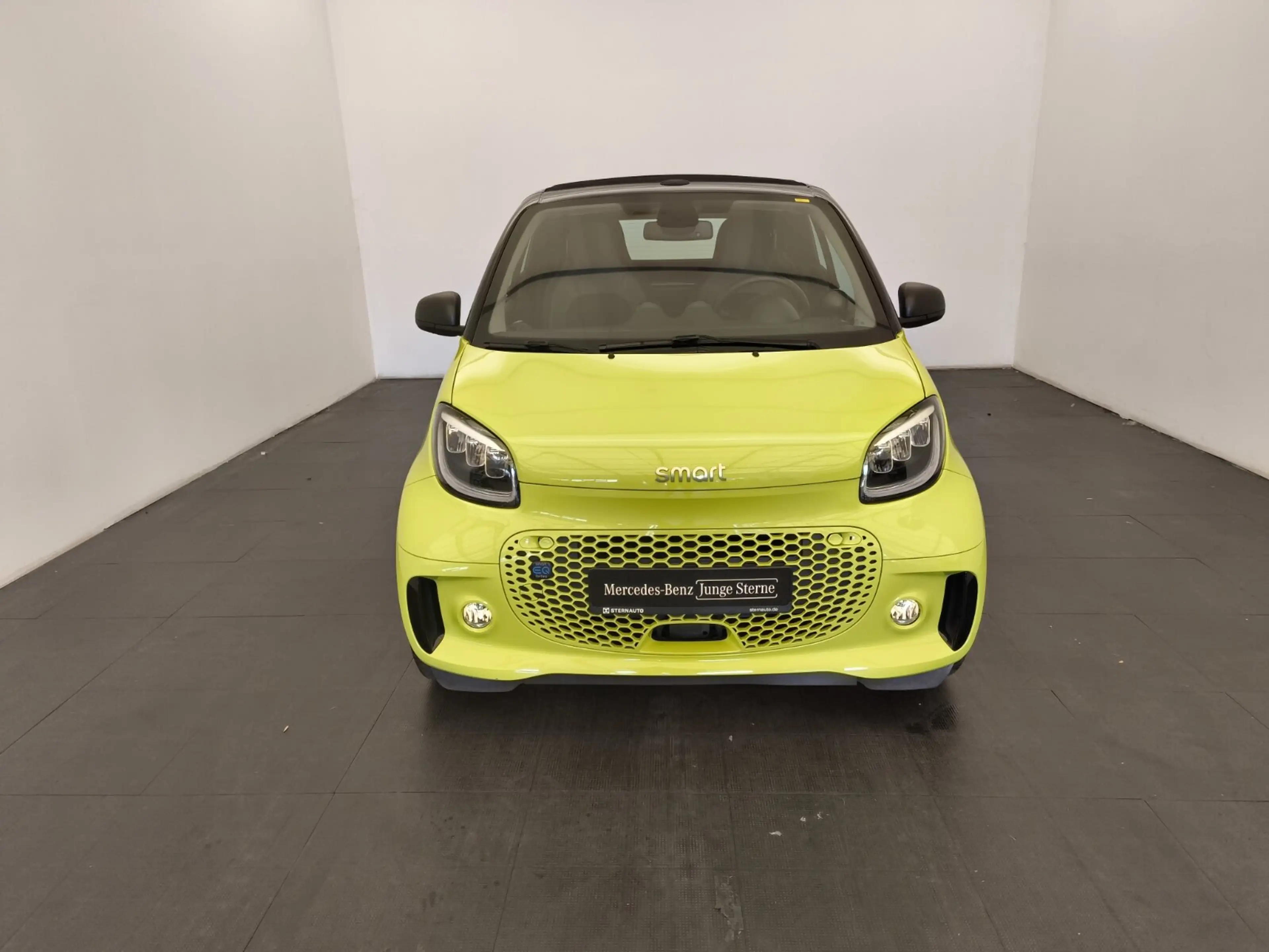 smart forTwo EQ passion Navi Voll LED Cool & Audio SHZ RüKam Klima/Park-Assist./Sitzhzg./BC/Tempomat/L-R Sensor/eFH./NSW — photo 2