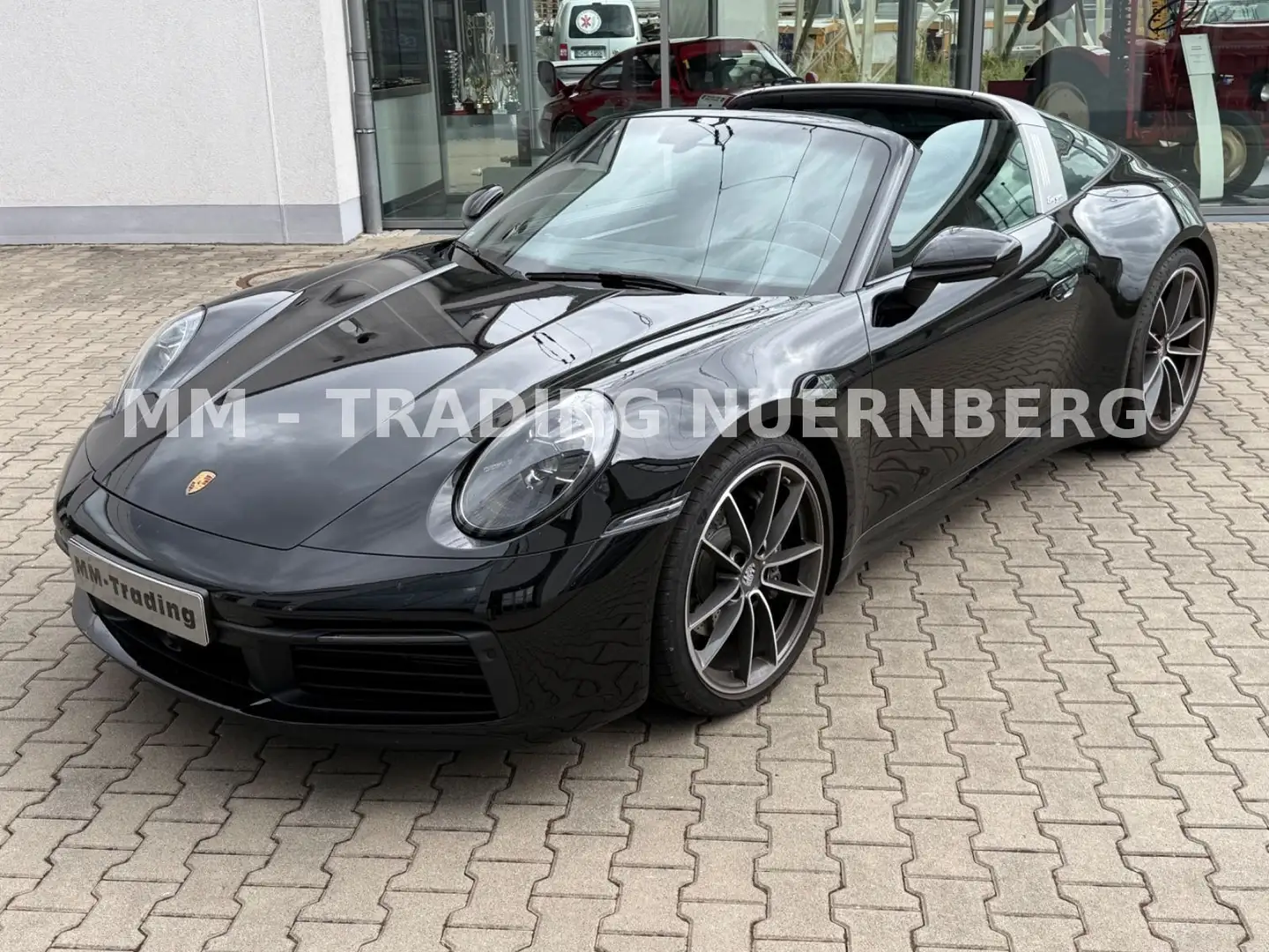 Porsche 992 TARGA 4-LEDER-BOSE-NAVI-SPORTABGAS-1.HD Czarny - 1