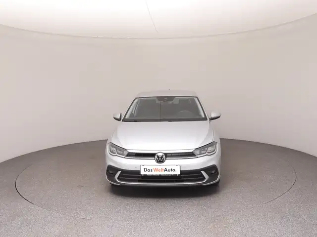 Volkswagen Polo view 3