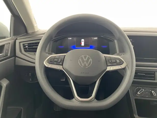 Volkswagen Polo view 13