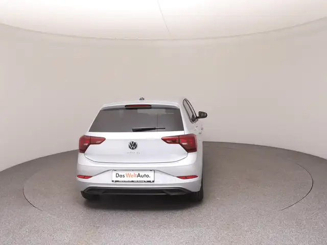 Volkswagen Polo view 6