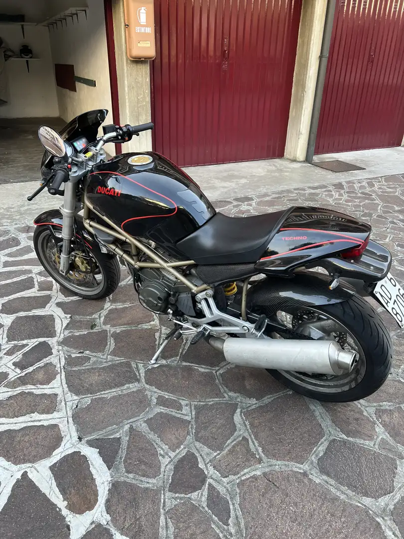 Ducati Monster 750 - 2