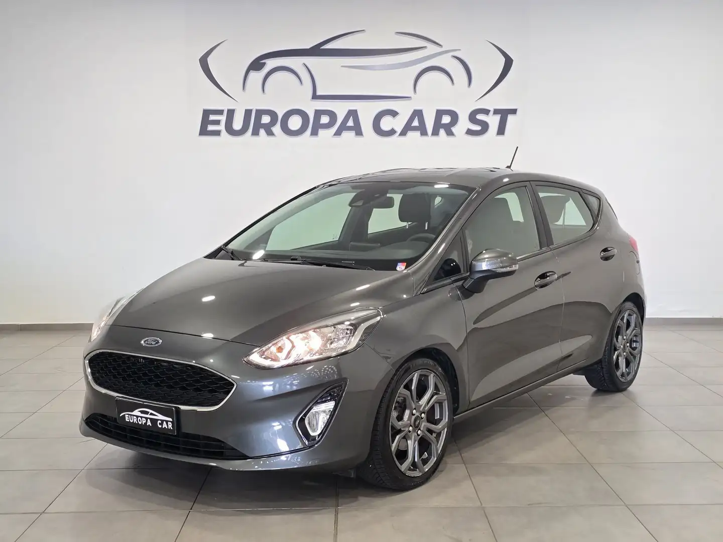 Ford Fiesta 1.0 EcoBoost Hybrid 125 CV 5 porte Business Grigio - 1