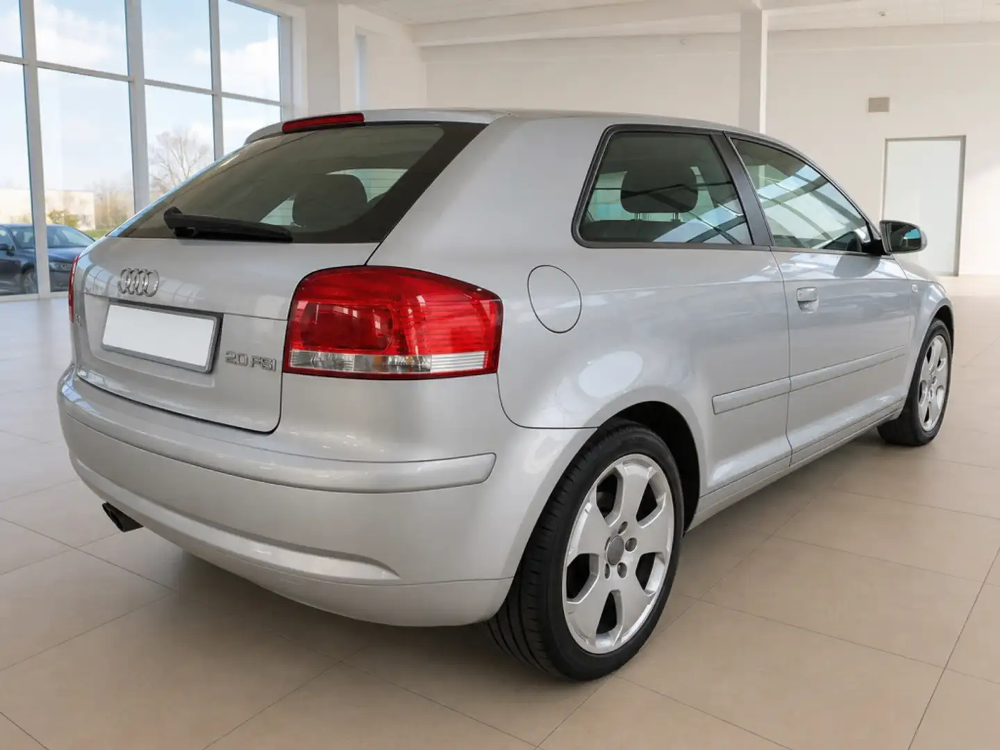 Audi A3 Pequeño Automático de 3 Puertas Gris - 2