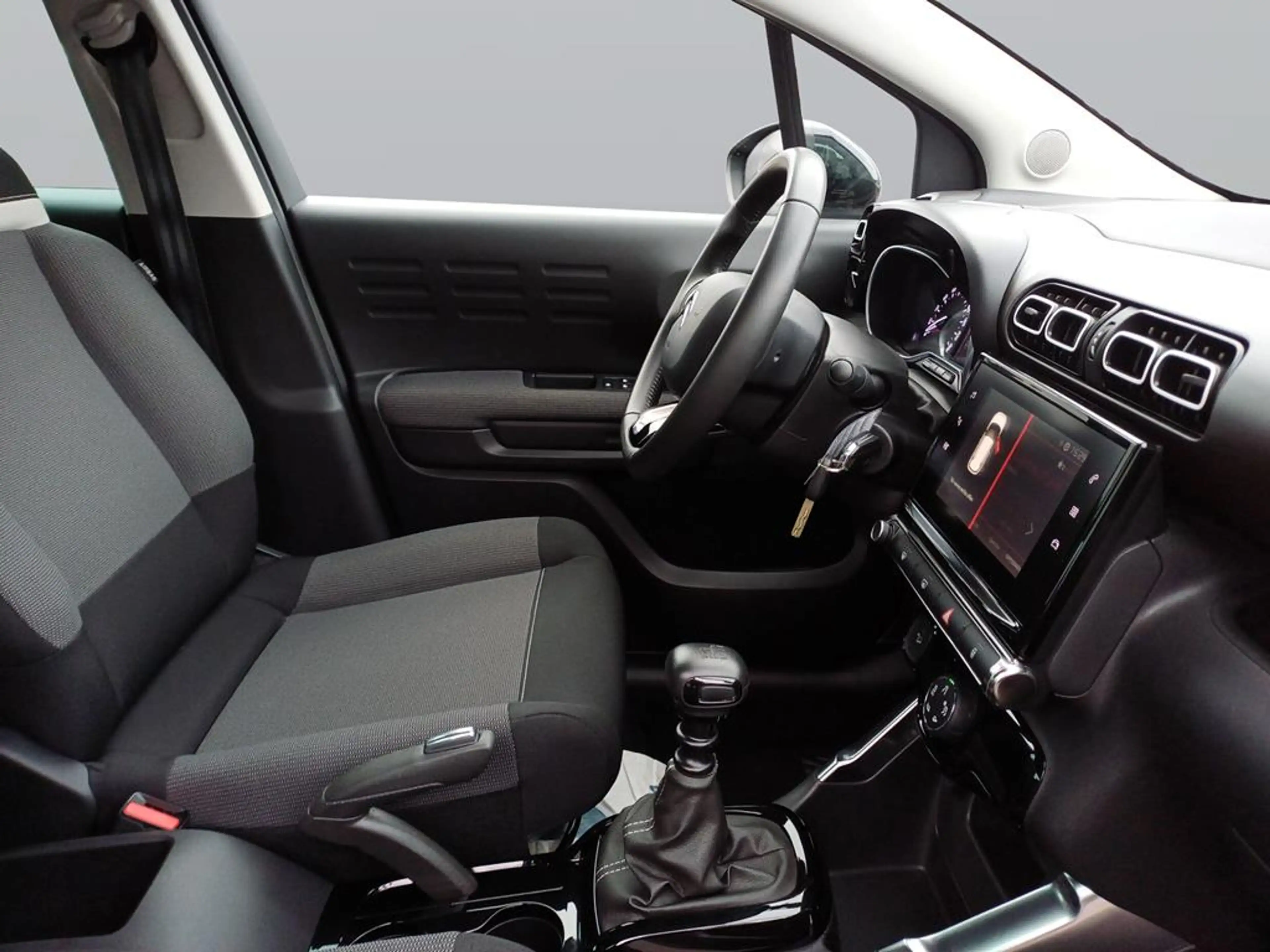 Citroen C3 Aircross Shine — photo 11