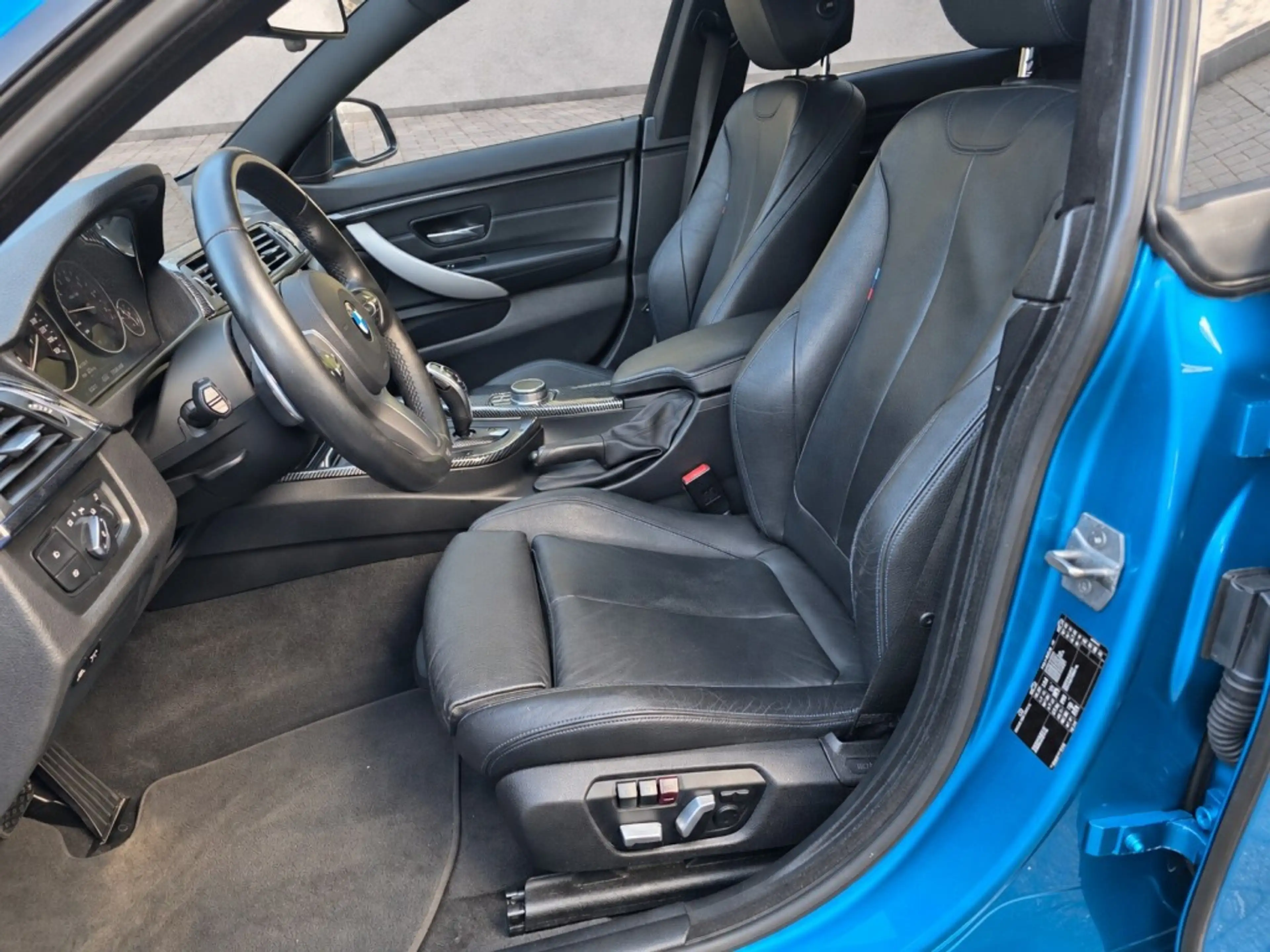 BMW 430 430i Gran Coupe speciale kleur — photo 14