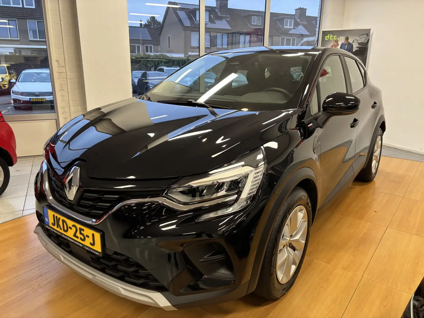 Renault Captur 1.0 TCe 90 incl. Onderhoudsbeurt en nieuwe APK Schwarz - 2