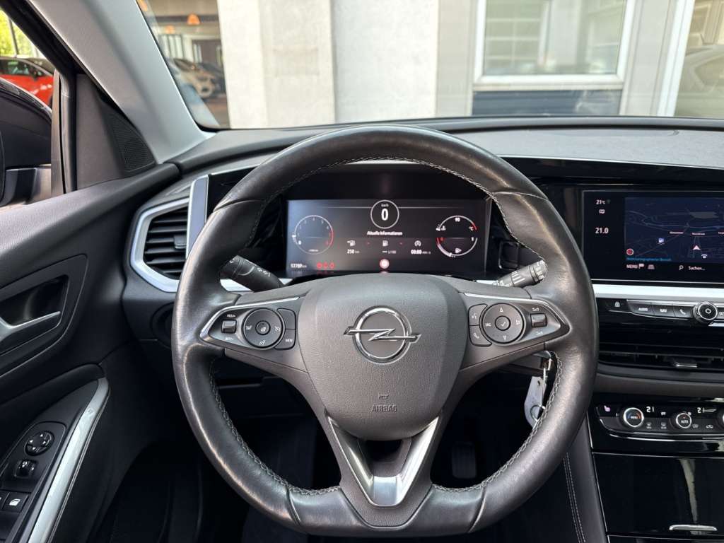 Opel Grandland