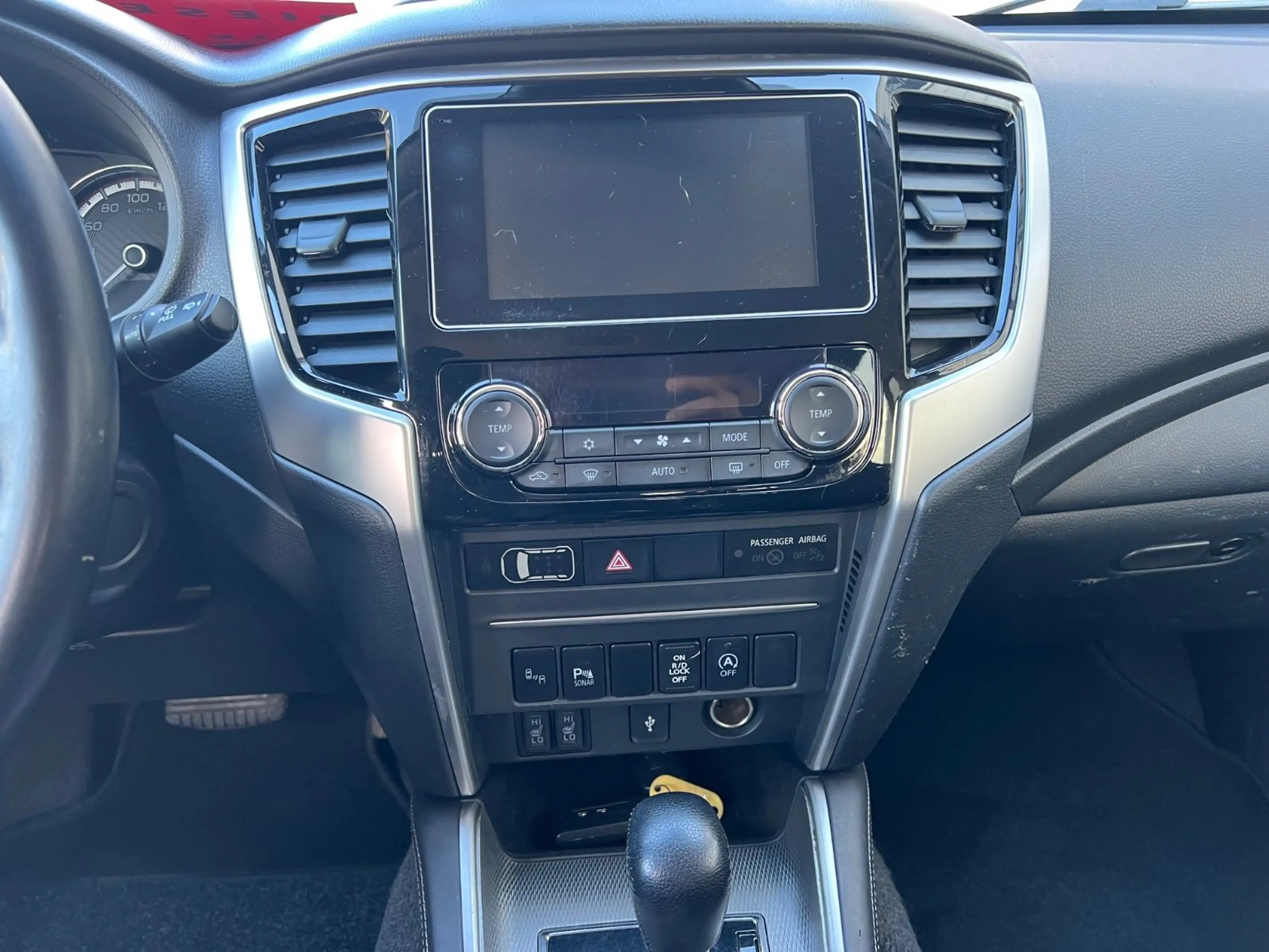 Mitsubishi L200 Intro Edition Doppelkabine 4WD — photo 14