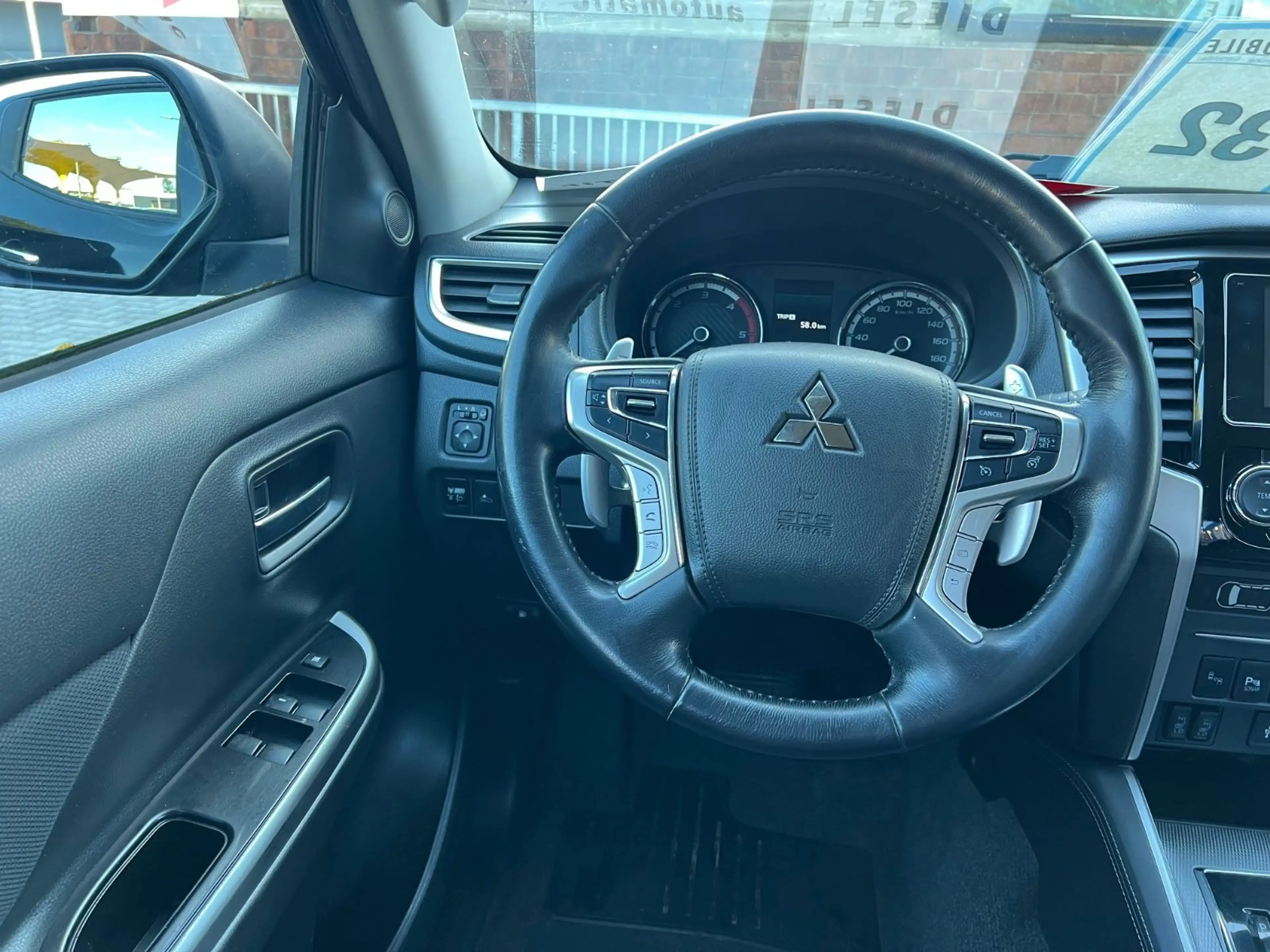 Mitsubishi L200 Intro Edition Doppelkabine 4WD — photo 8