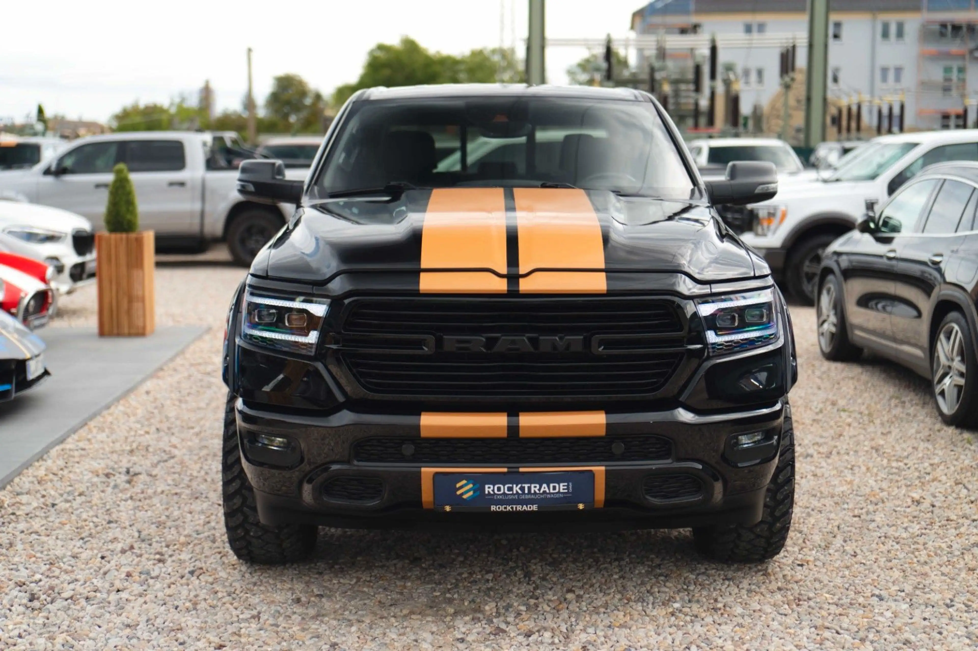 Dodge RAM 5.7 V8 HEMI 4x4 OFFROAD Night RAPTOR 19% — photo 2