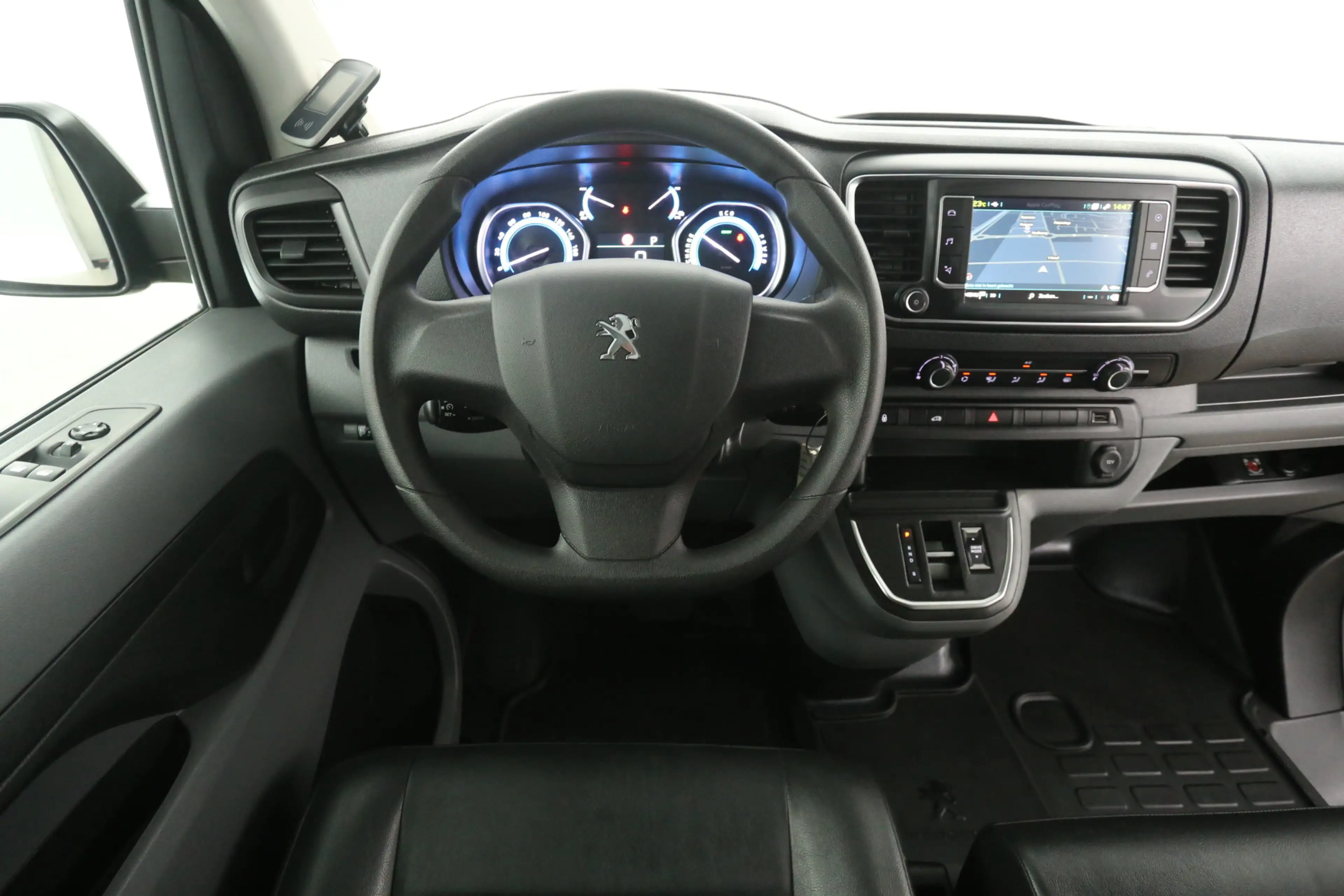 Peugeot e-Expert 75 kWh L2H1 | Snelladen | SOH 91% | Airco | Cruise — photo 2