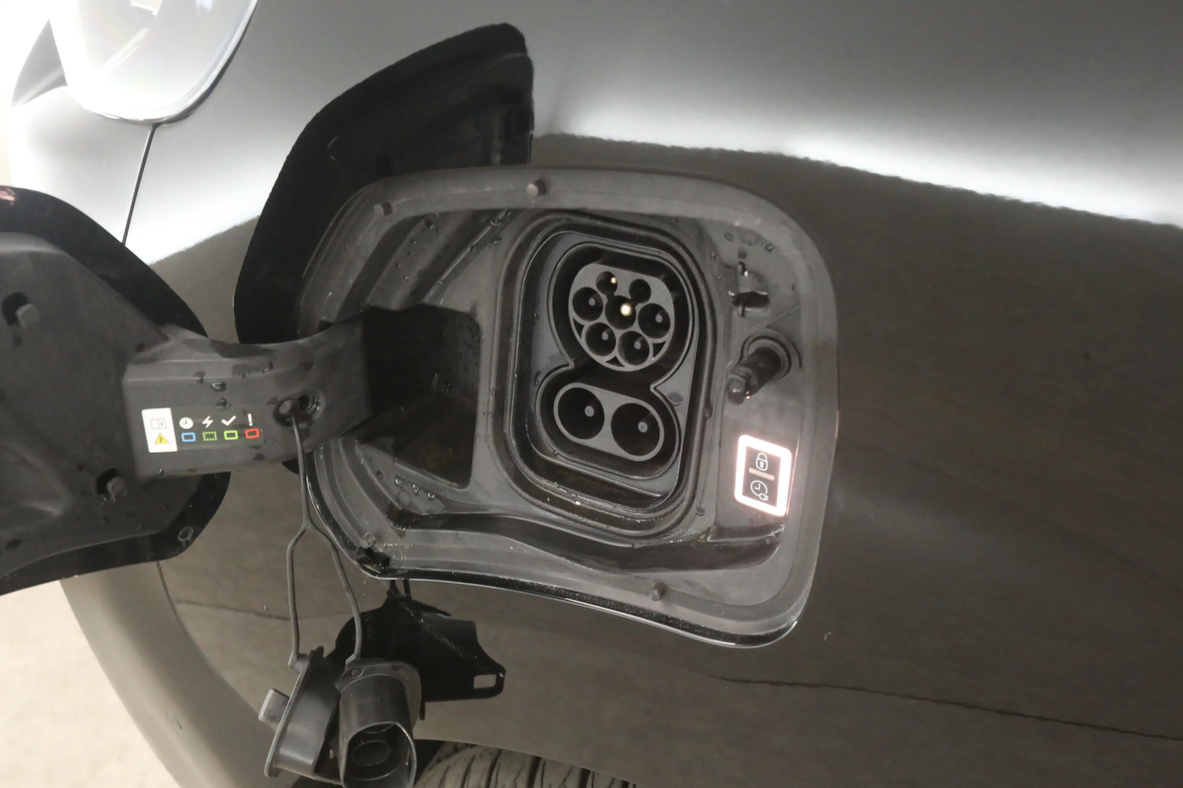 Peugeot e-Expert 75 kWh L2H1 | Snelladen | SOH 91% | Airco | Cruise — photo 10