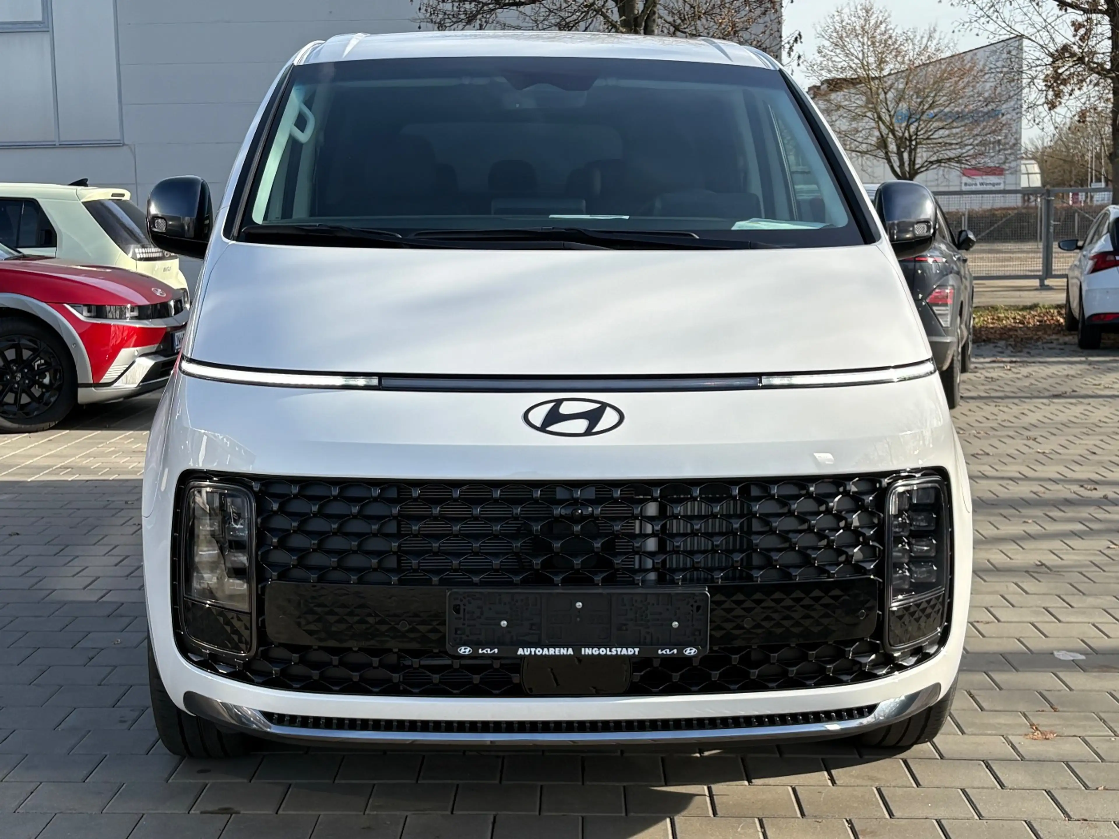 Hyundai STARIA 1.6 T-GDI 2WD Signature 2xKlima 360 ACC — photo 8