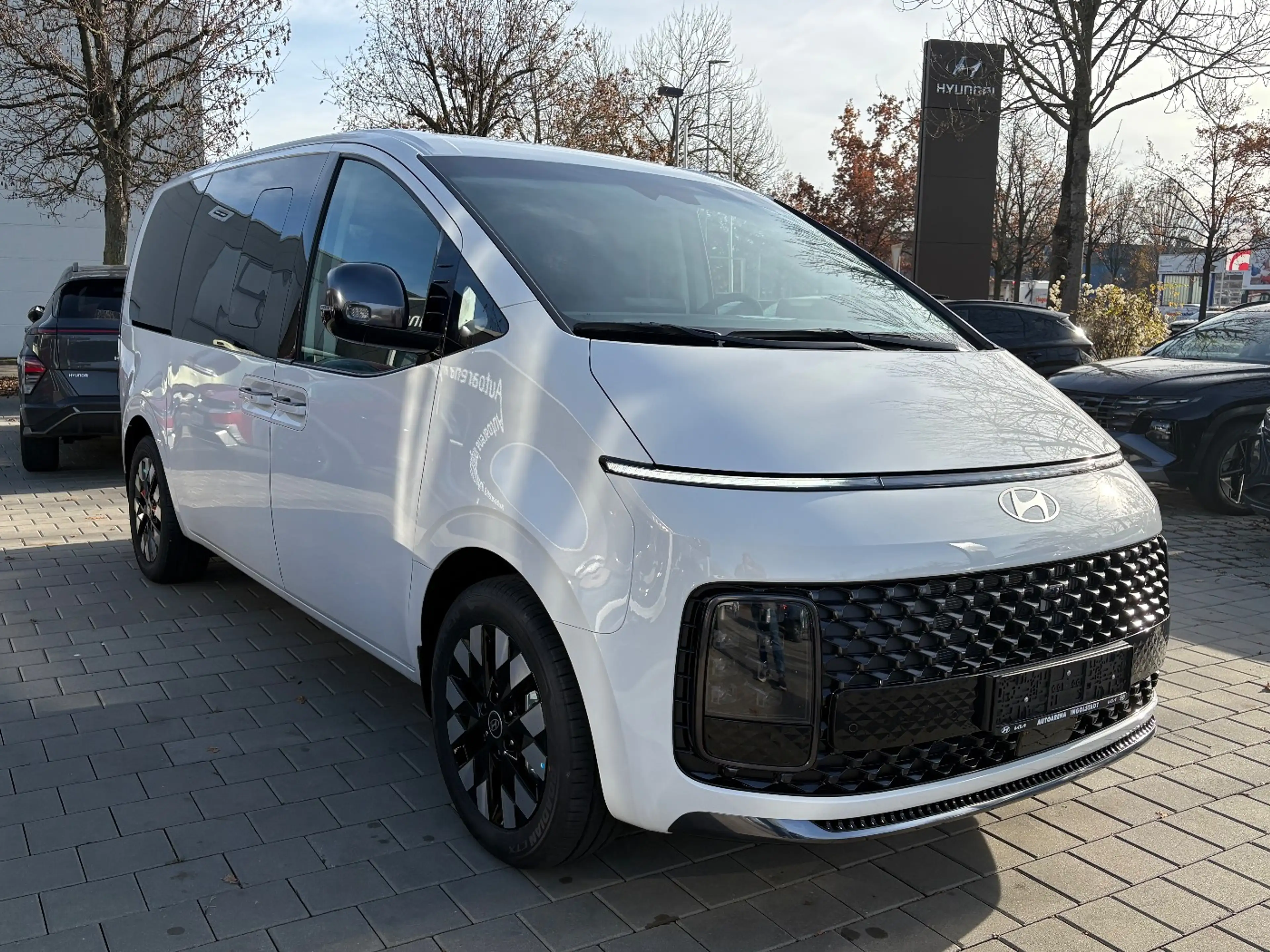 Hyundai STARIA 1.6 T-GDI 2WD Signature 2xKlima 360 ACC — photo 7