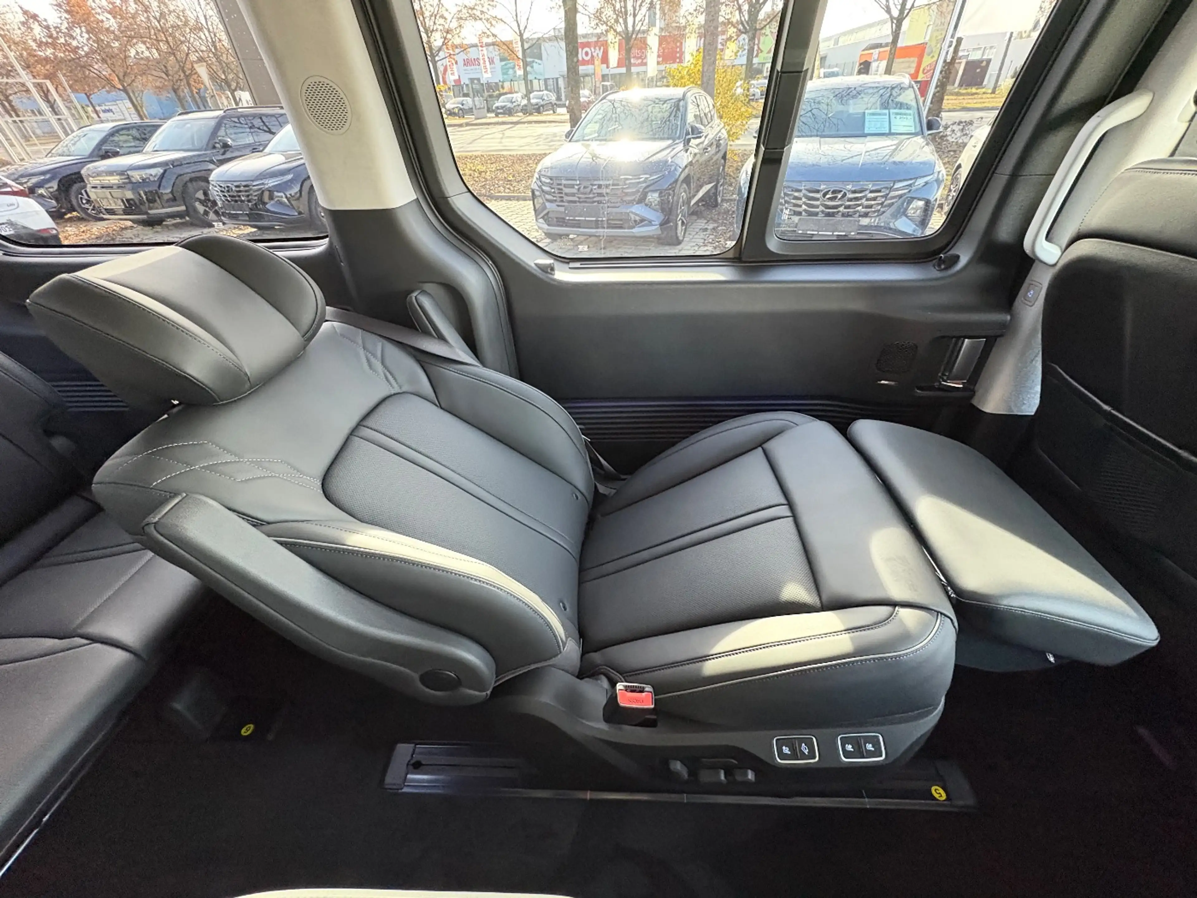 Hyundai STARIA 1.6 T-GDI 2WD Signature 2xKlima 360 ACC — photo 14