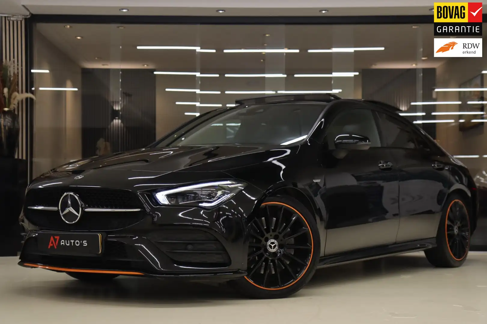 Mercedes-Benz CLA 250 AMG /PANO/SFEERV/CAM/LANEASSIST/STOELV/BOMVOL Zwart - 1