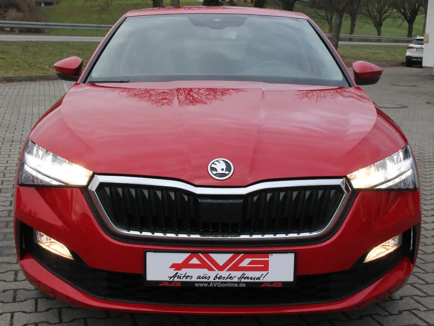Skoda Scala Facelift Selection LED Sunset wirelessSL 17Z Rot - 1