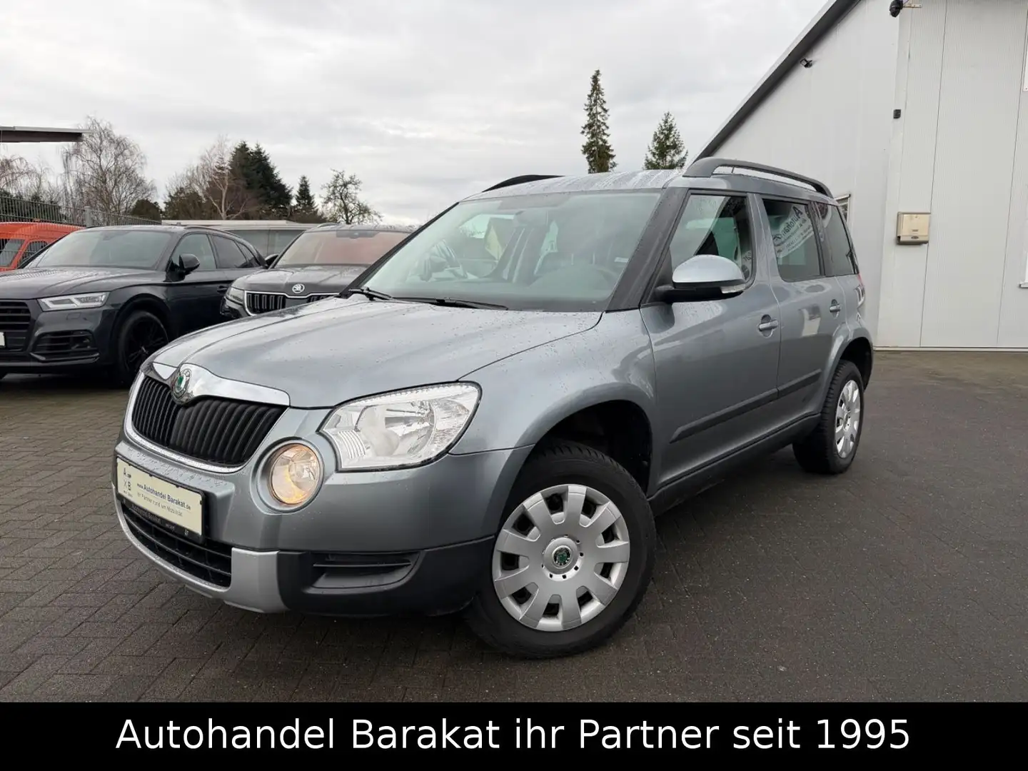 Skoda Yeti Active Plus Edition DSG 1.Hand Klima SHZ Grau - 2
