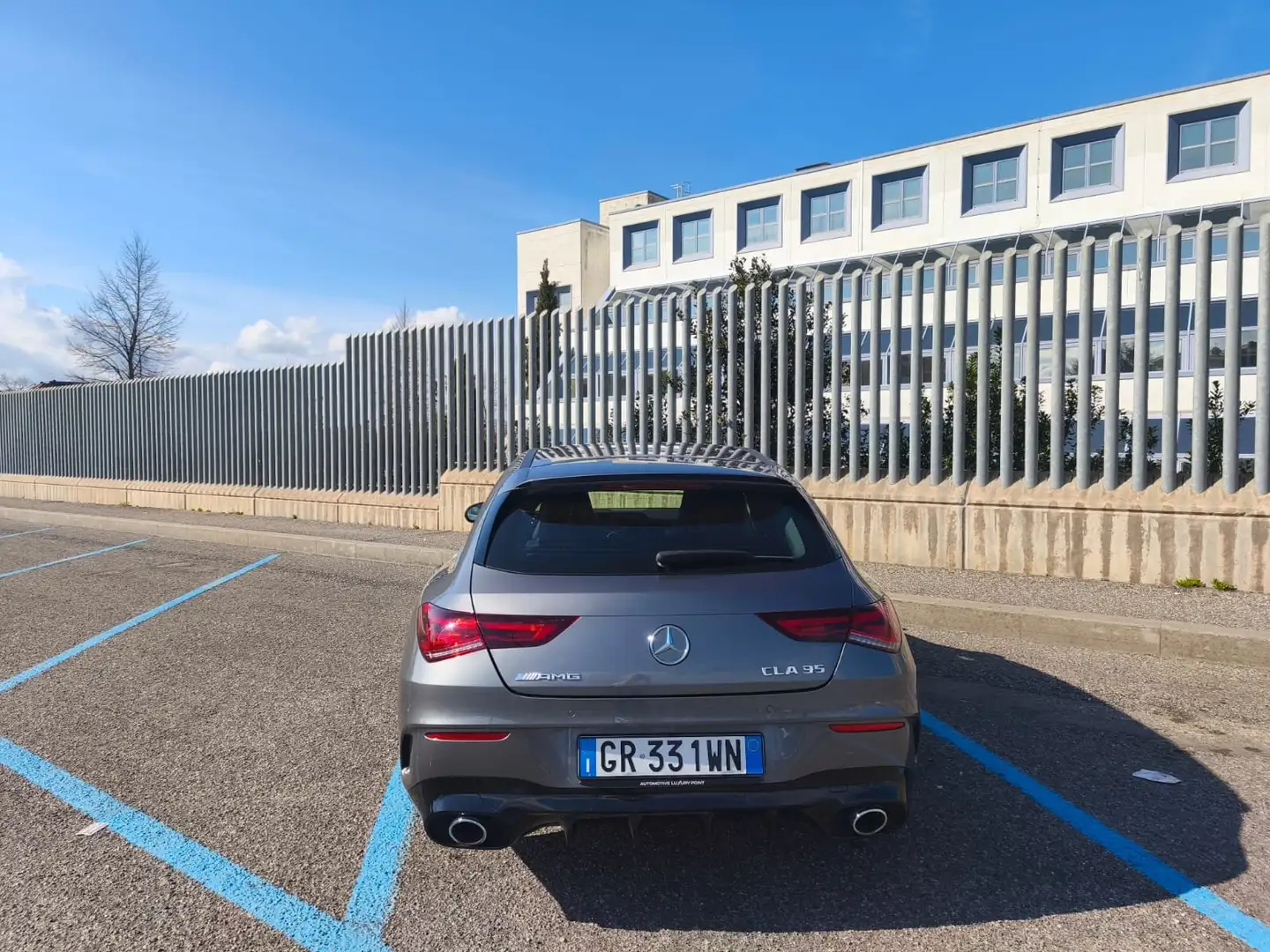 Mercedes-Benz CLA 35 AMG CLA Shooting Brake AMG 35 4matic auto Silver - 2
