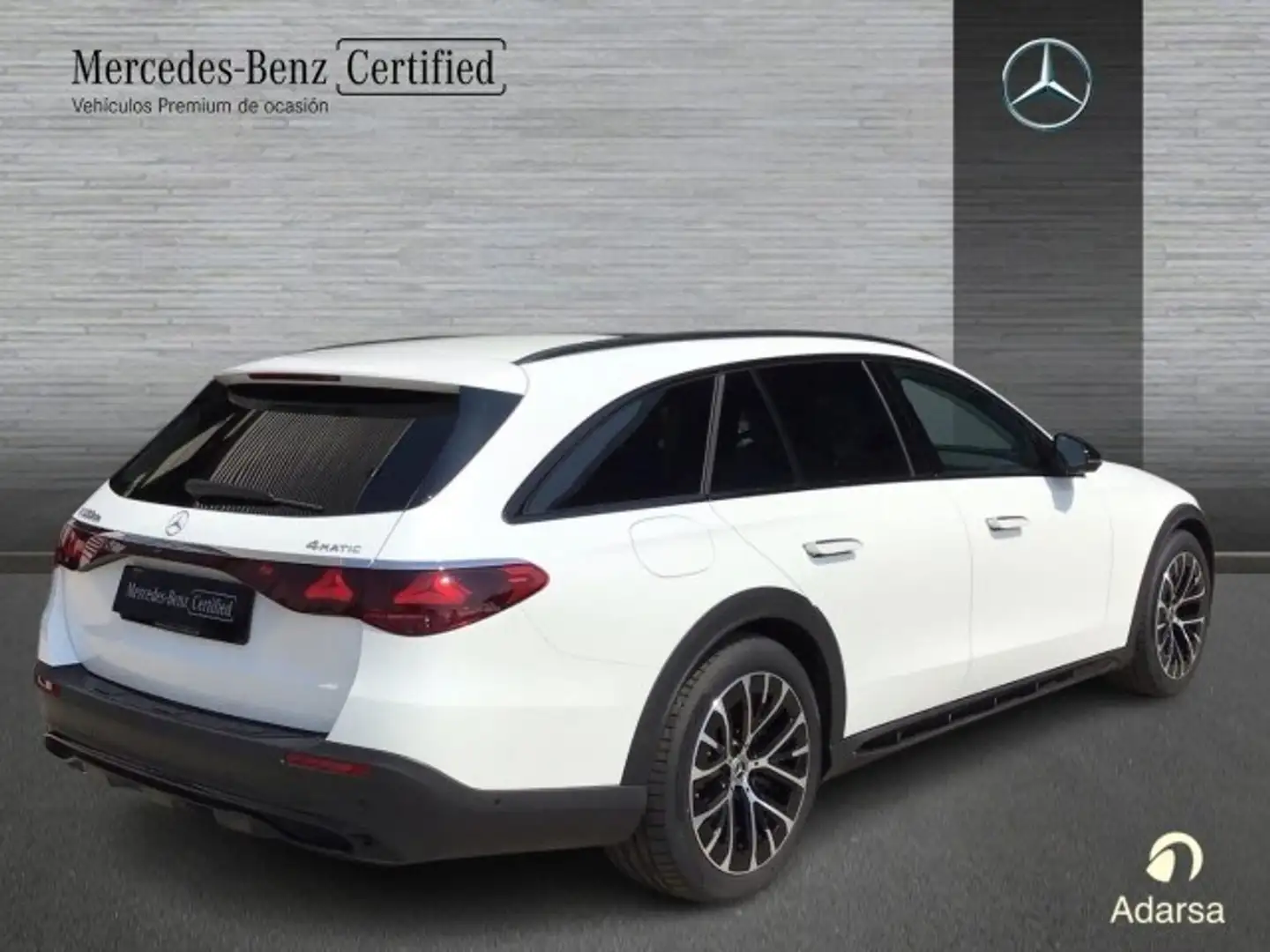 Mercedes-Benz E 300 de All-Terrain 4Matic Avantgarde Premium Plu - 2