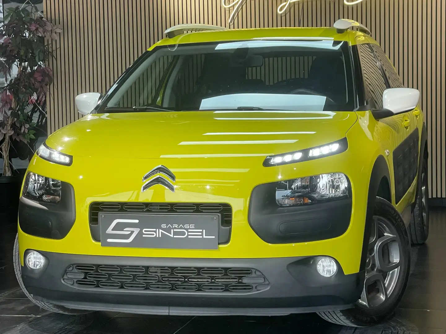 Citroen C4 Cactus C4 Cactus 1.2i*NEW DISTRIBUTION*GARANTIE Jaune - 1