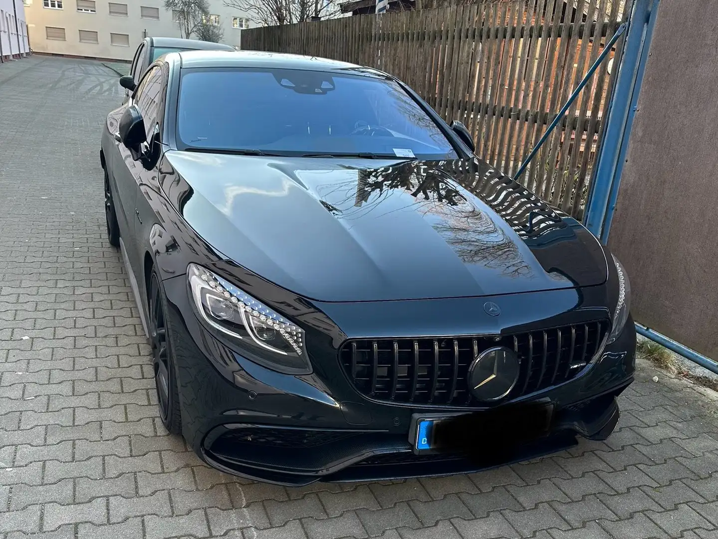 Mercedes-Benz S 63 AMG AMG S 63 Coupe 4Matic AMG Speedshift 7G-MCT Schwarz - 1