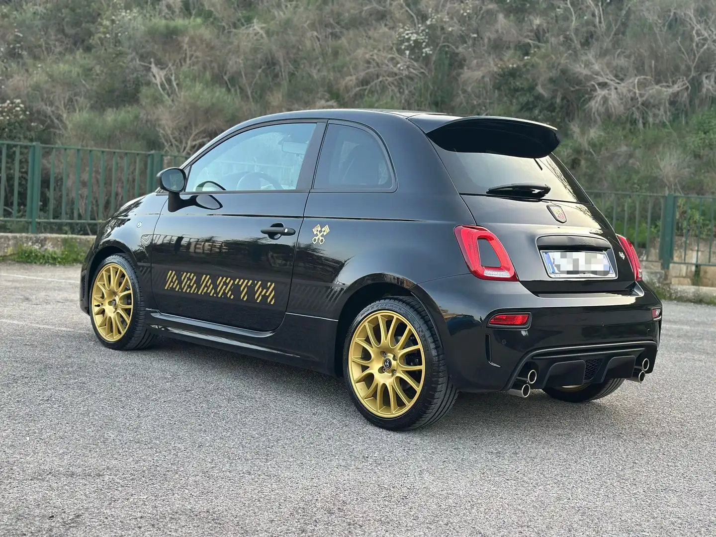 Fiat 500 Abarth 695 1.4 Turbo T-Jet 180 CV 75° Anniversario Negro - 2