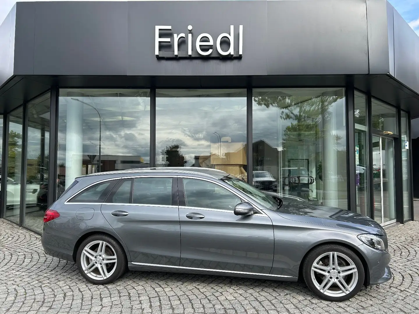 Mercedes-Benz C 200 d T Avantgard, Automatik, LED, Tempo., PDC Grau - 2